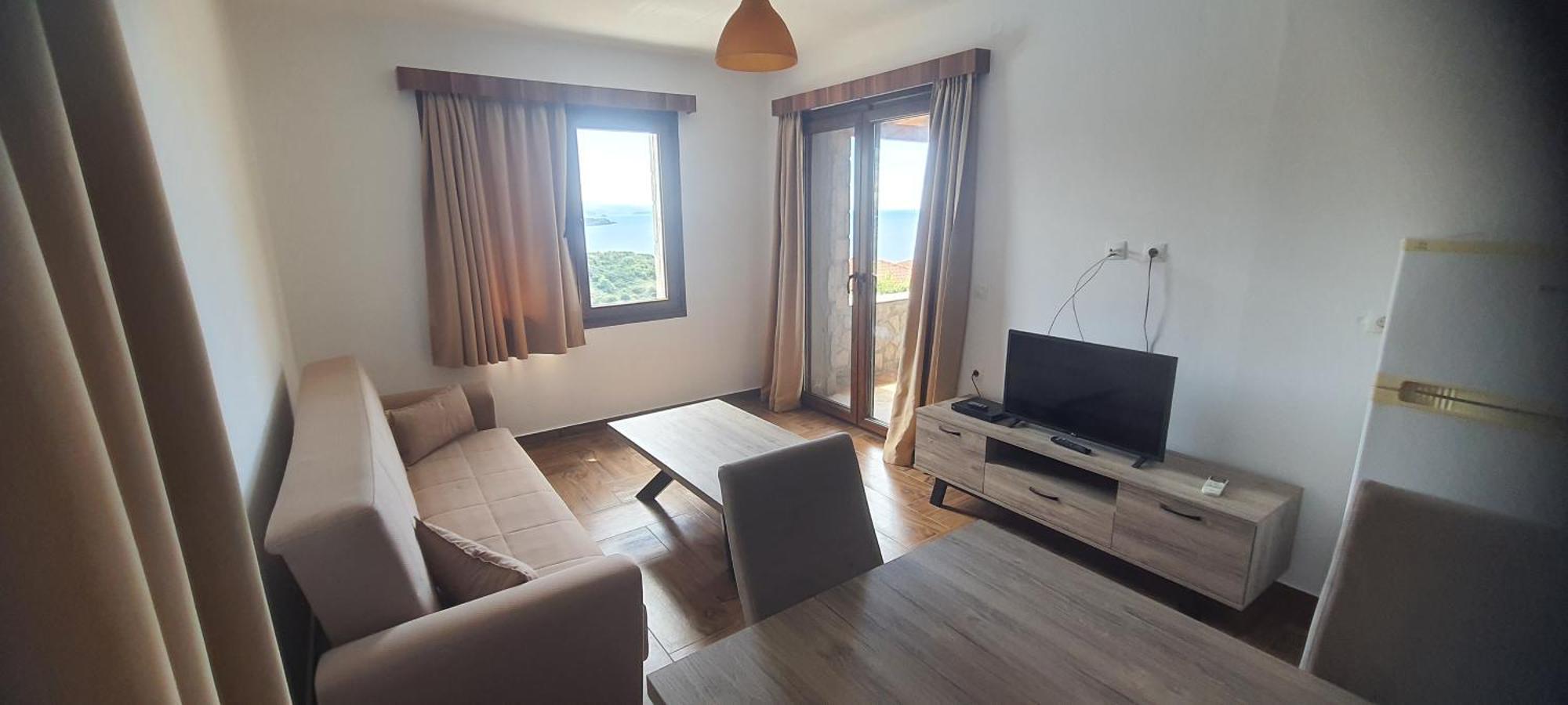 Aparthotel Molivos Castle *