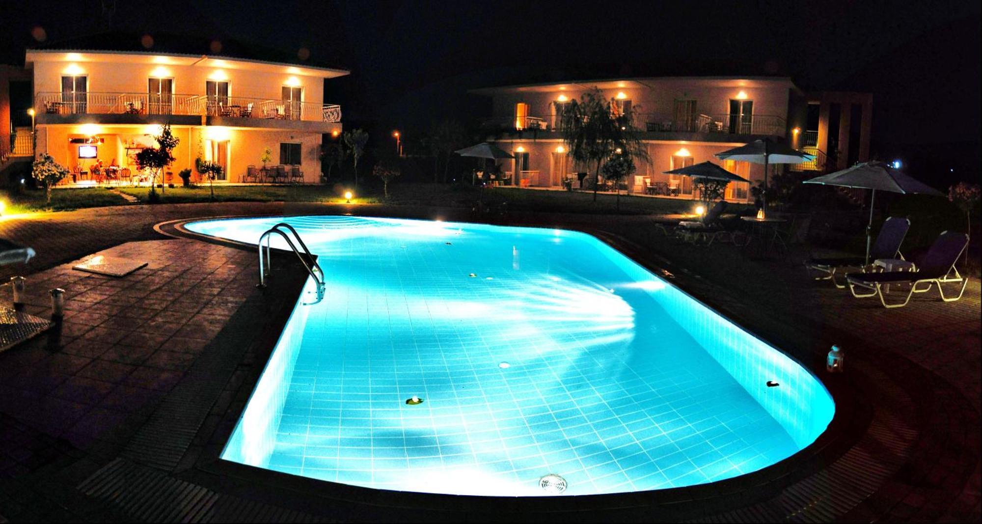 Dafnes Guest house Fourka
