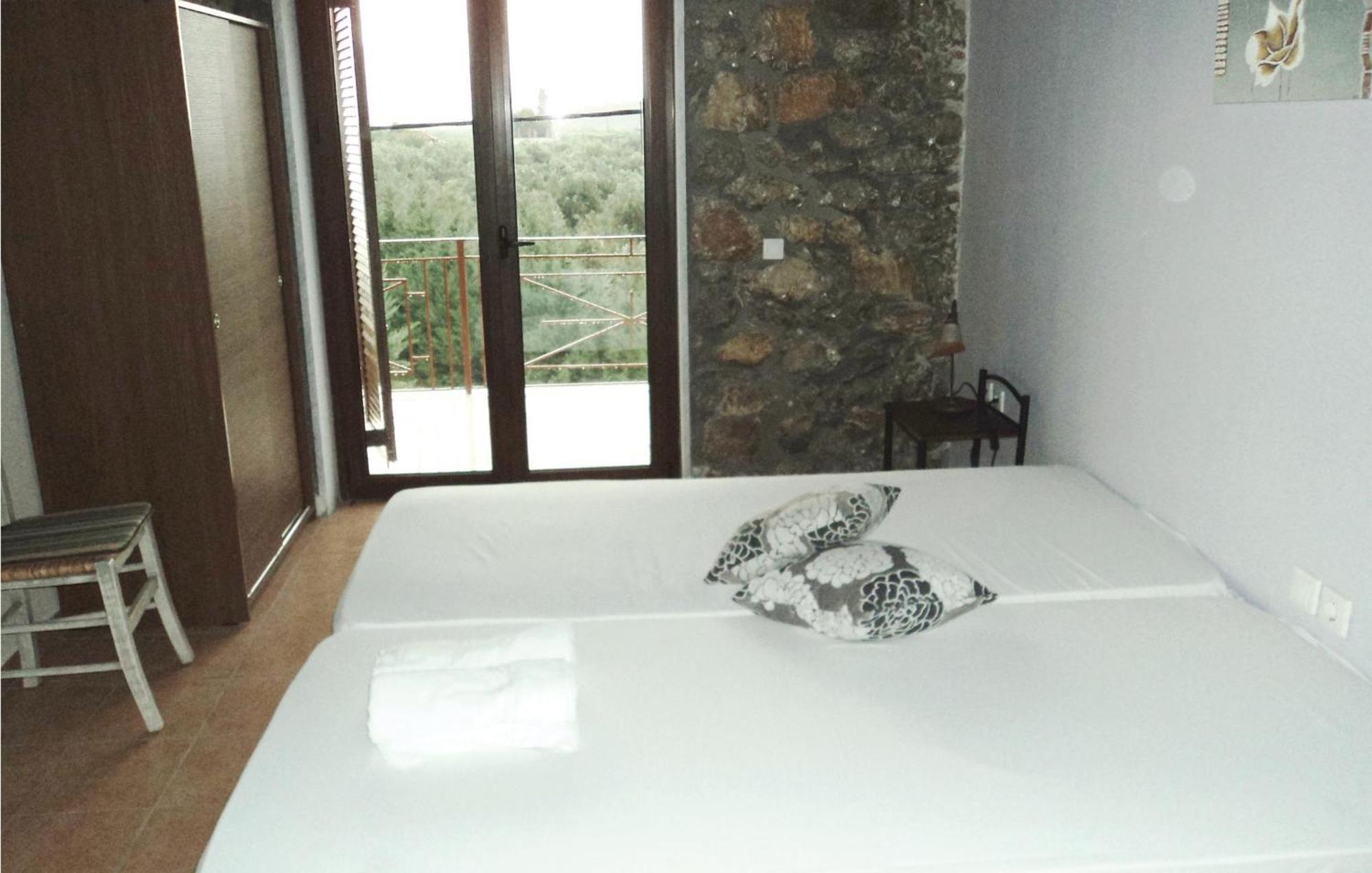 3 Bedroom Lovely In Paralio Astros *