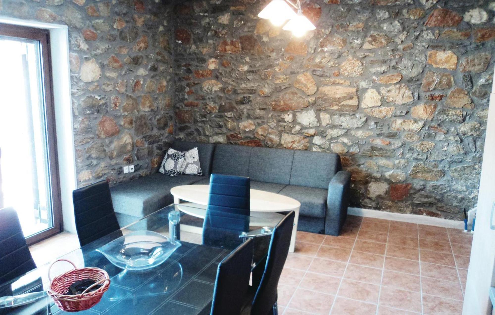 3 Bedroom Lovely In Paralio Astros *