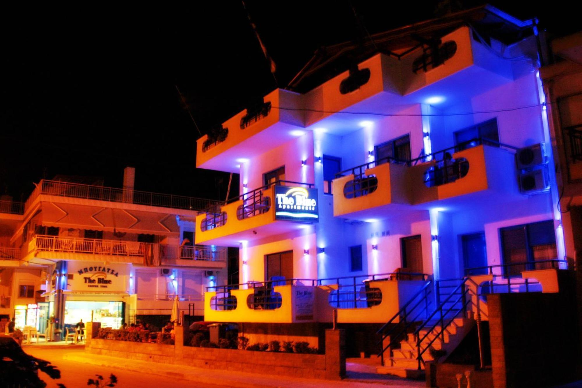 Aparthotel The Blue 2*