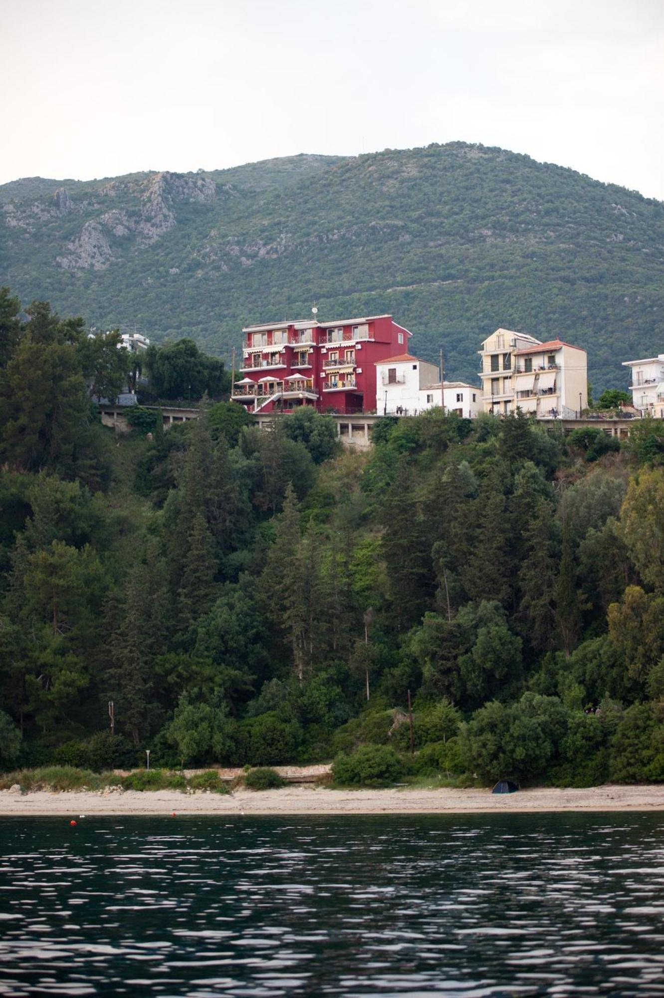 Palatino 4* Parga