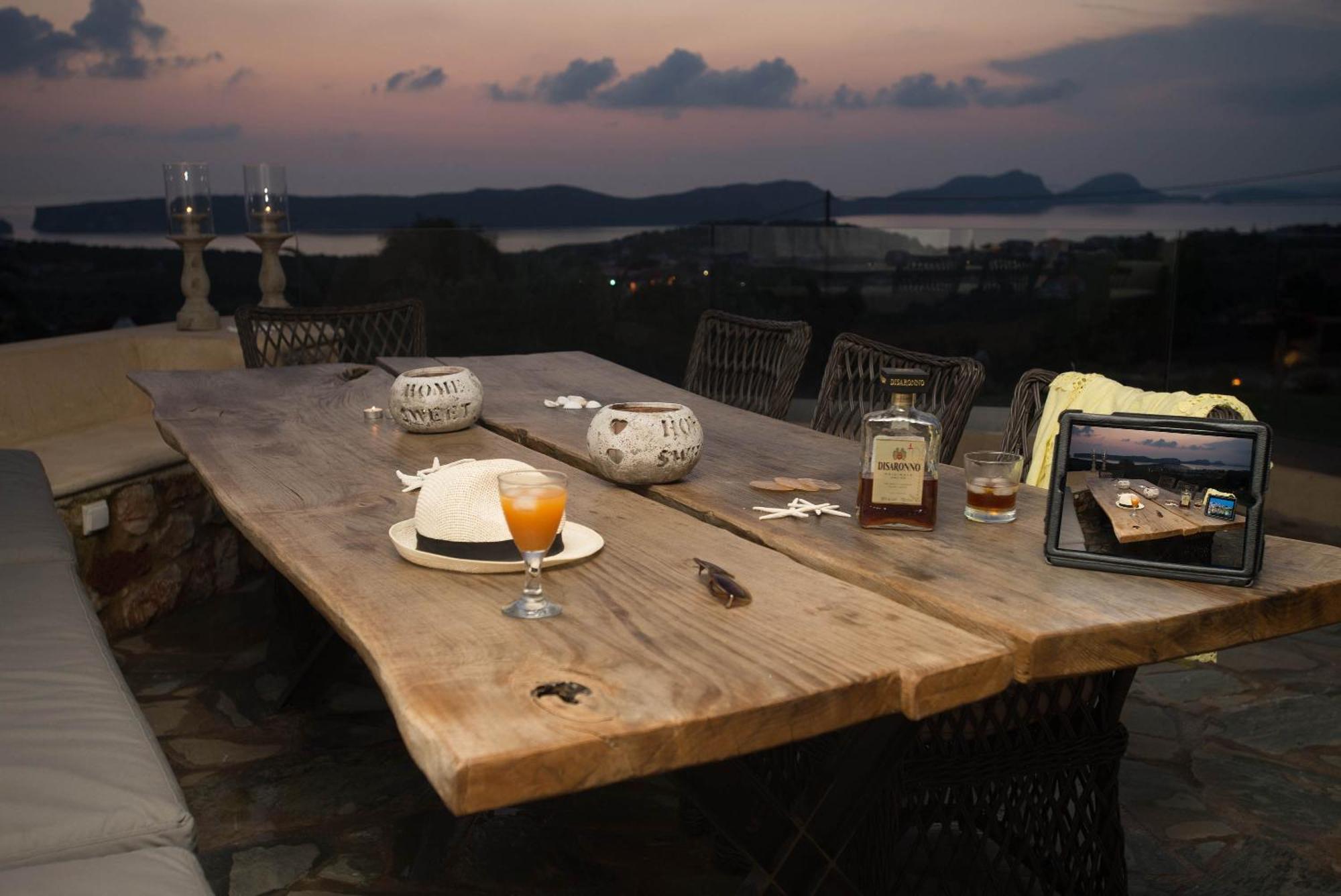 Pyleanblue Villa