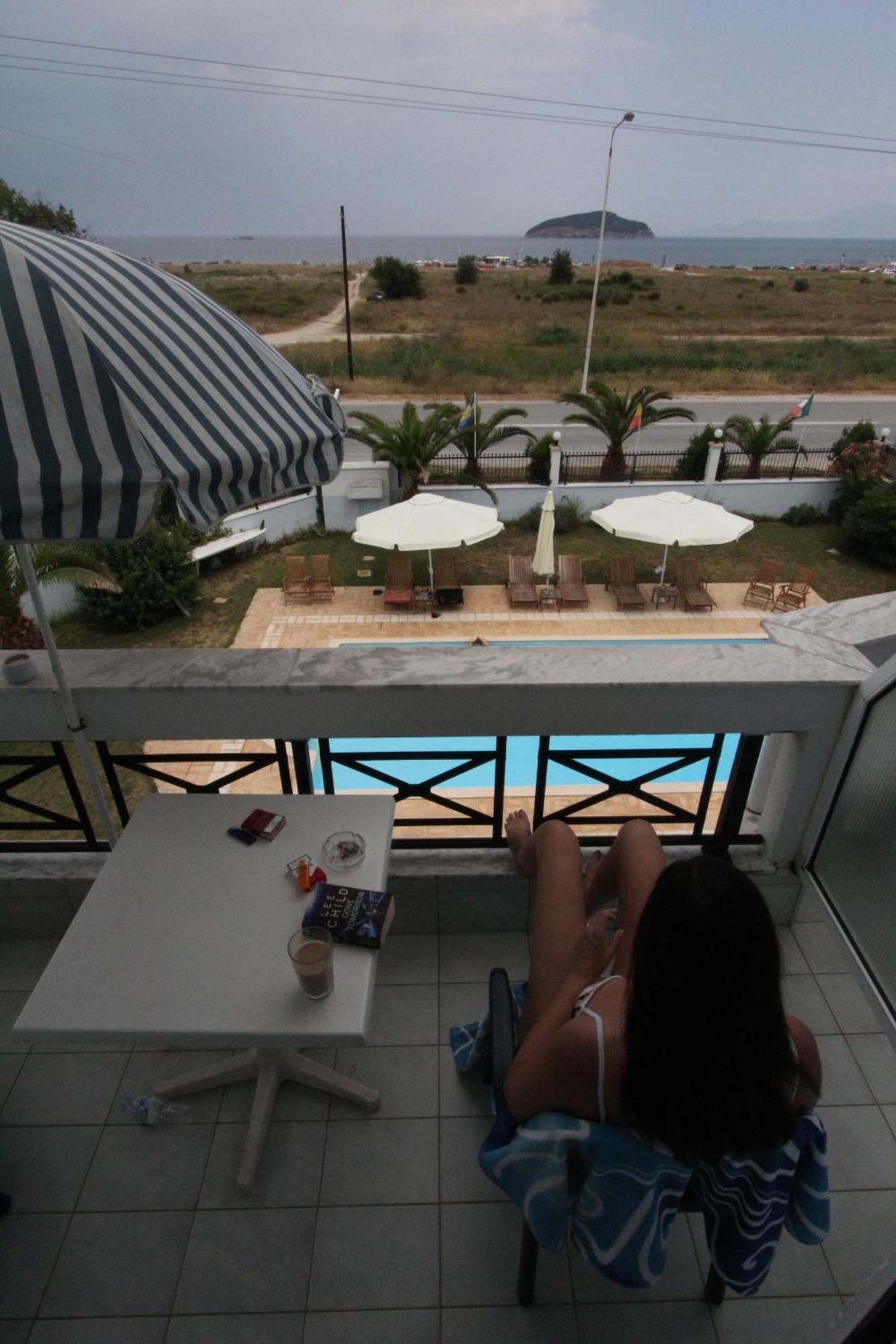 Kavala Aparthotel 2*