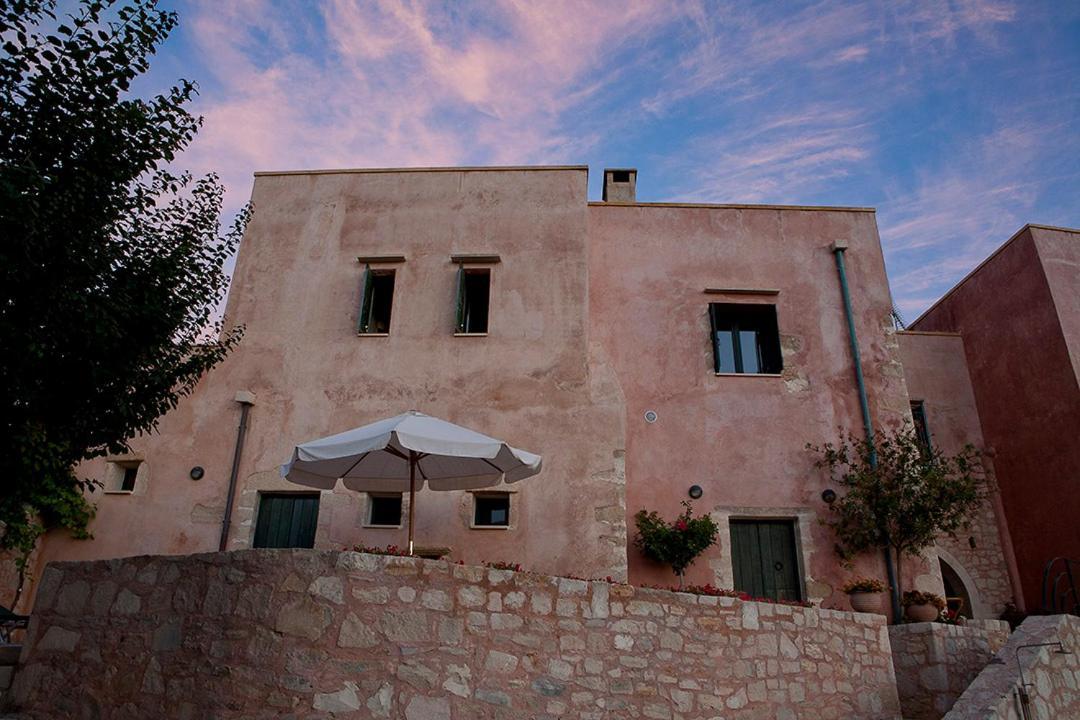 Traditional Apartment *