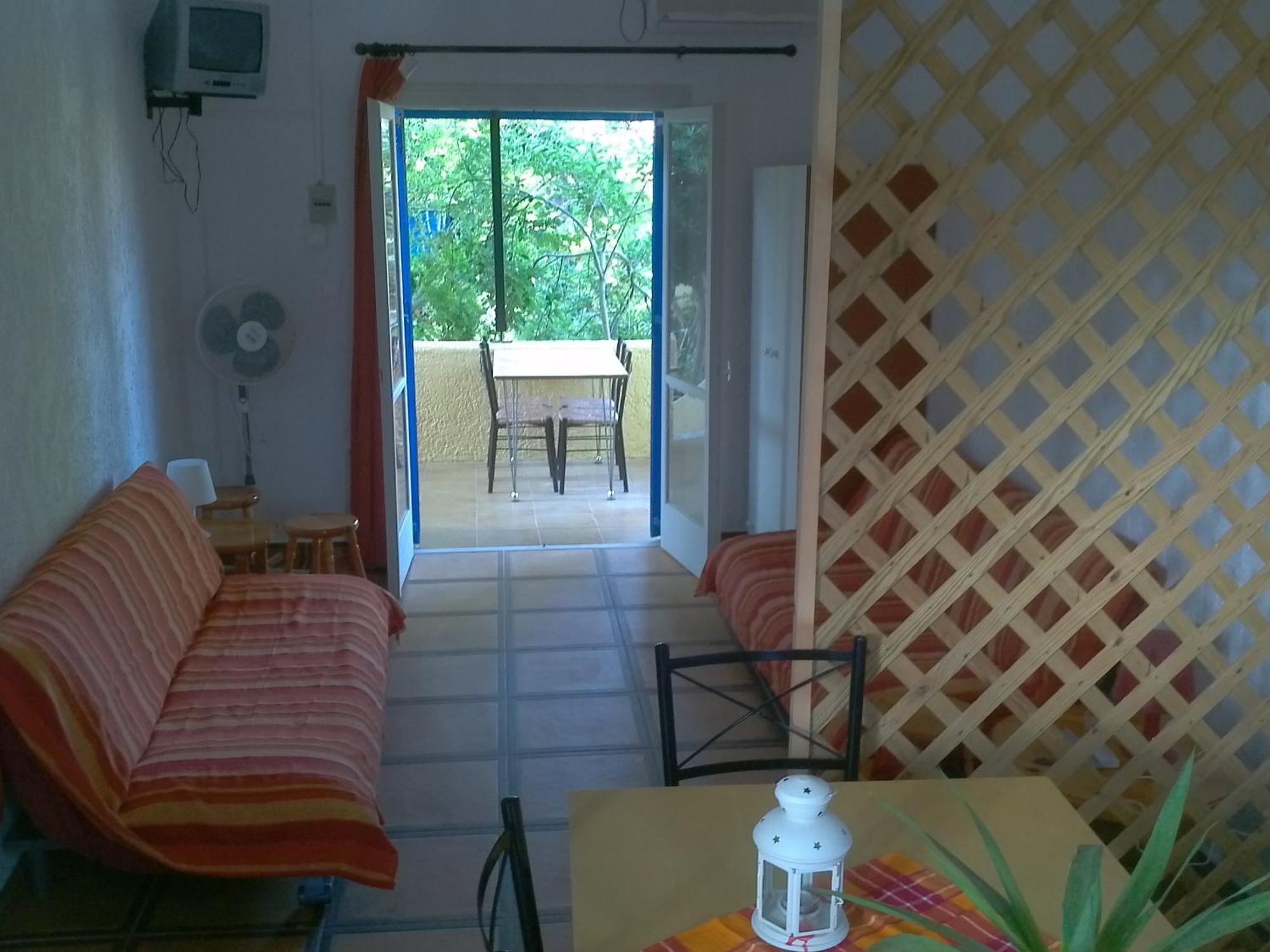 Aparthotel 9 Musses Skala Mistegnon