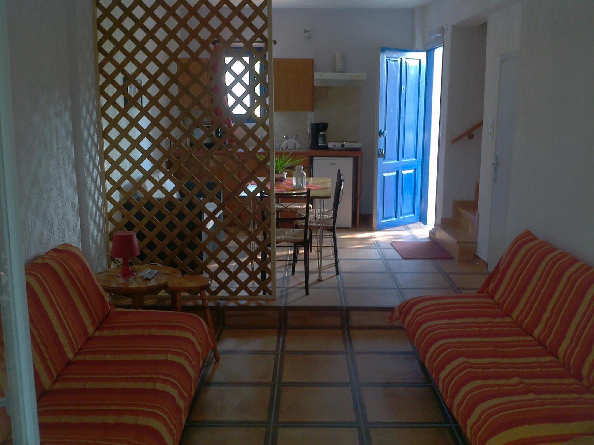 9 Musses Aparthotel 2*