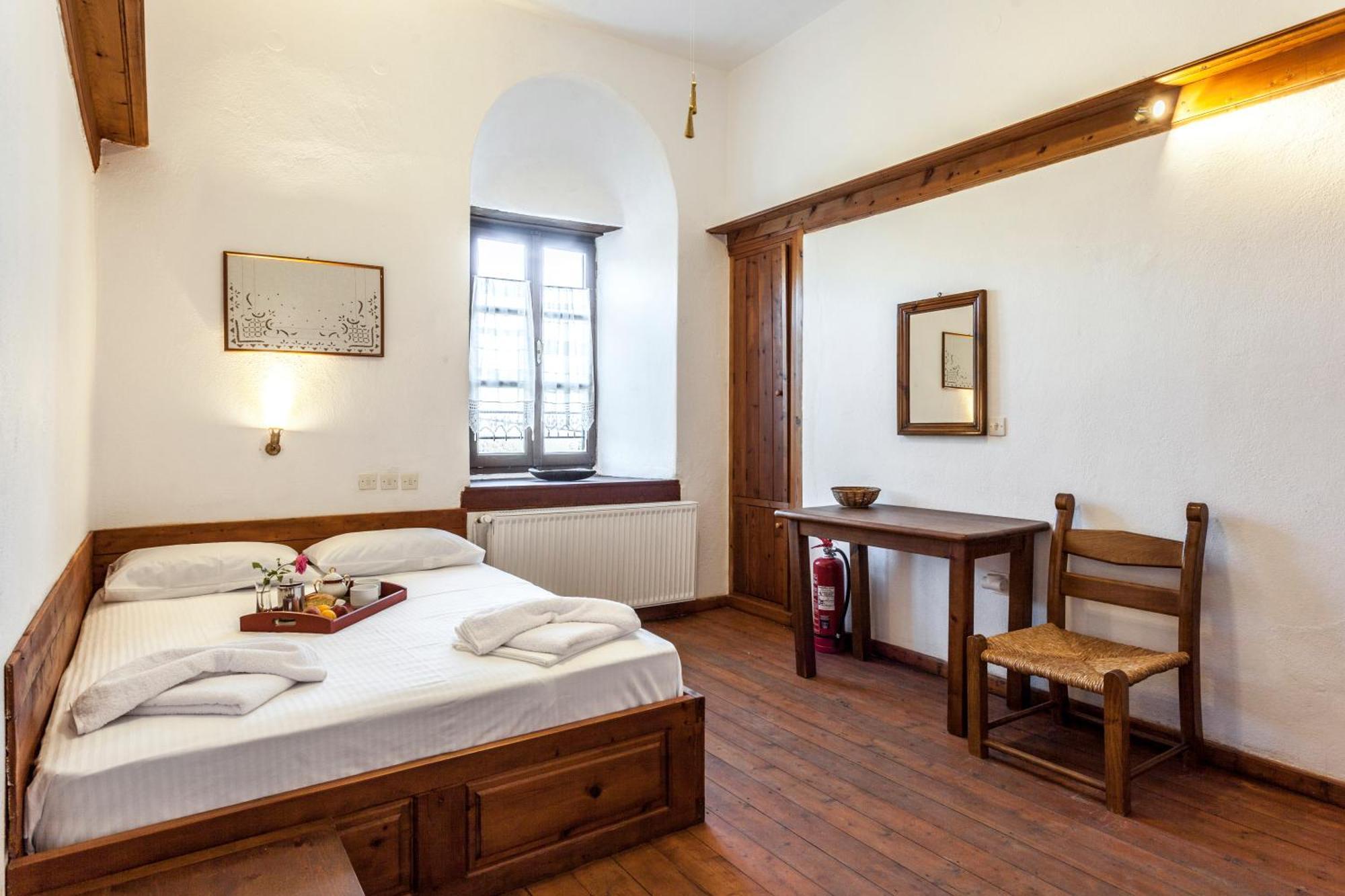 Archontiko Filippidi Guest house Mileai