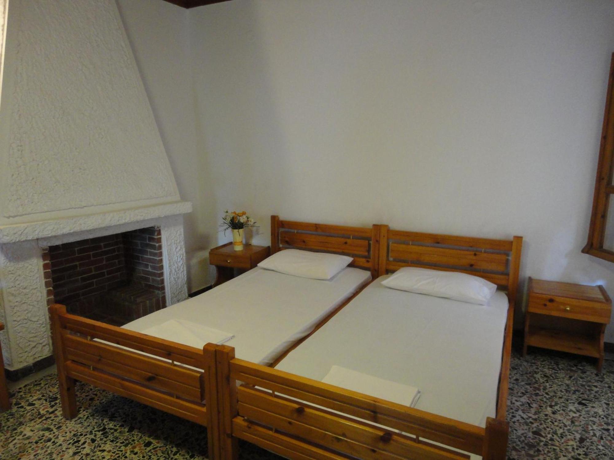 Aparthotel Vicky & 2*