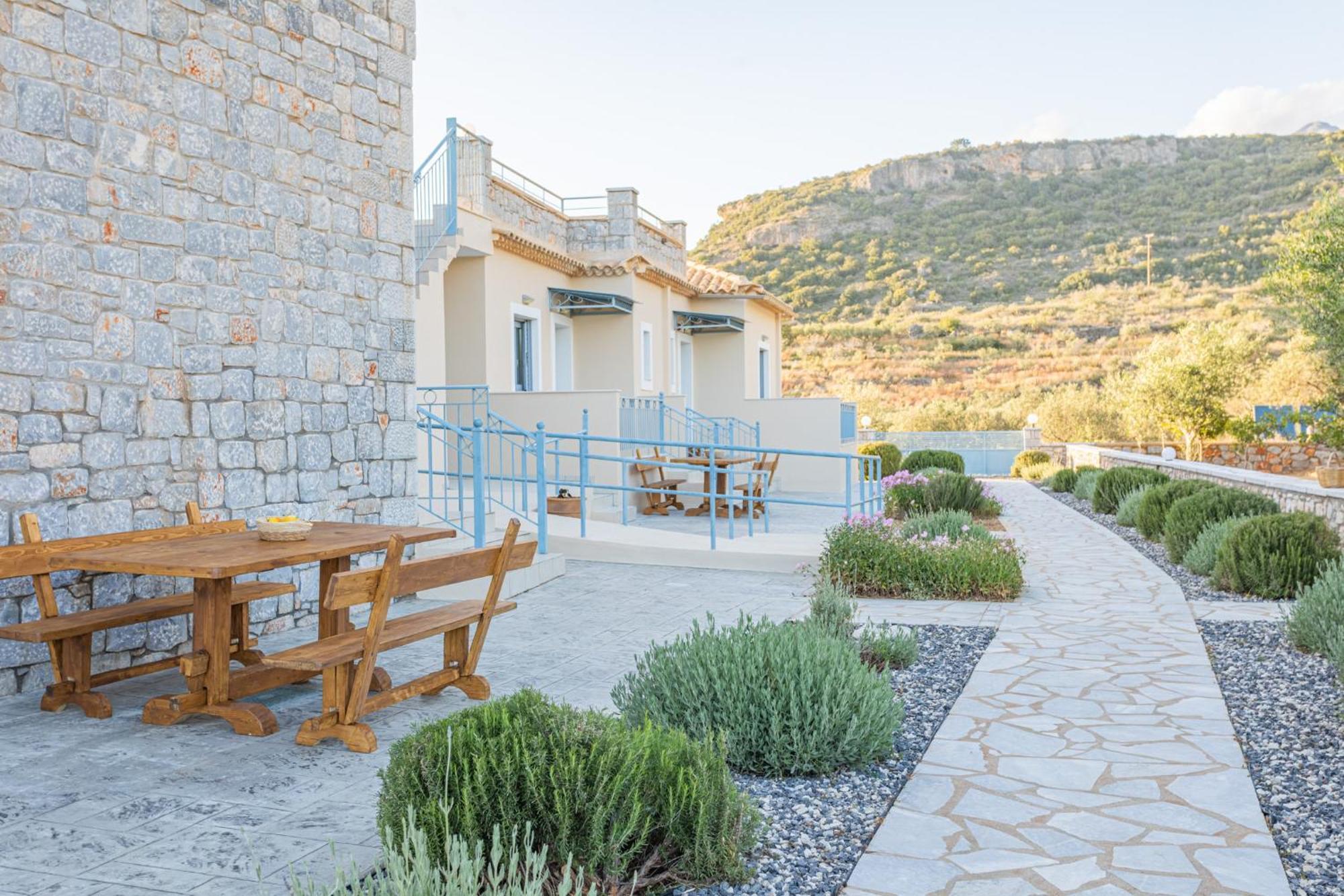 Sundy Maria Apartment Stoupa