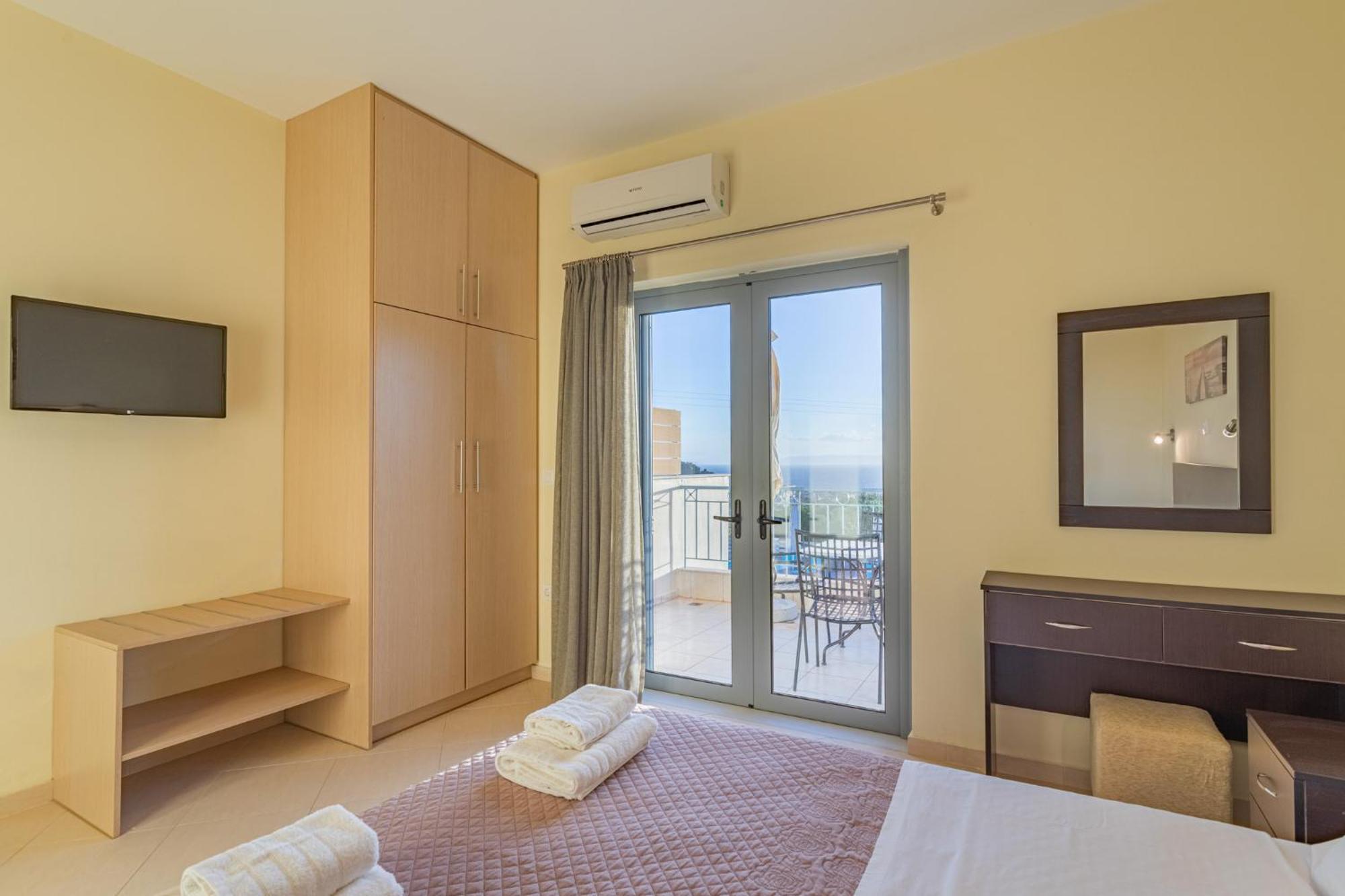 Sundy Maria Apartment Stoupa