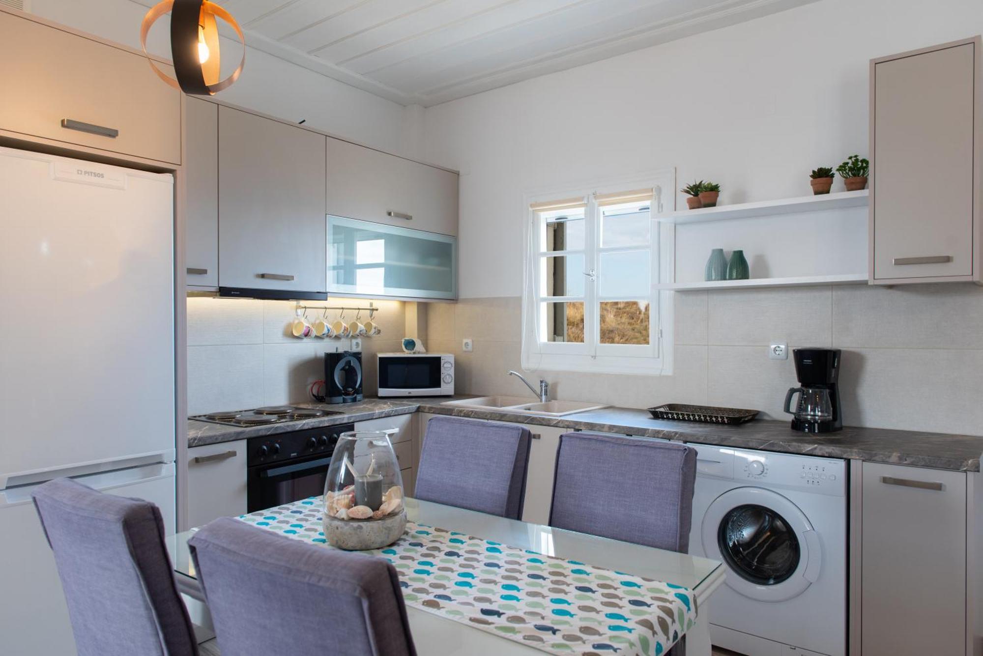 Erifili Apartment *