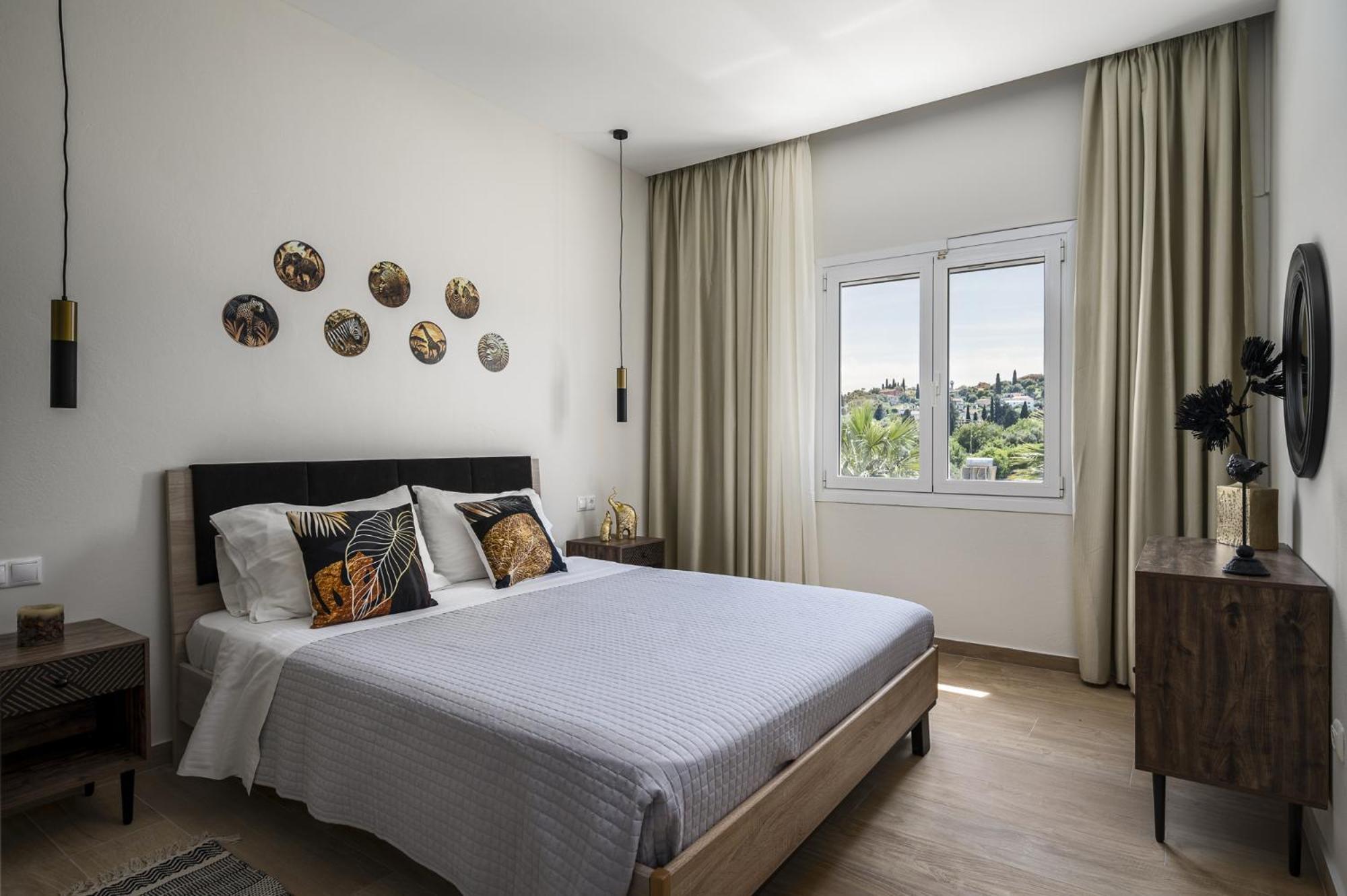 Pool Apartments, Elena & Maria By Konnect Apartment *