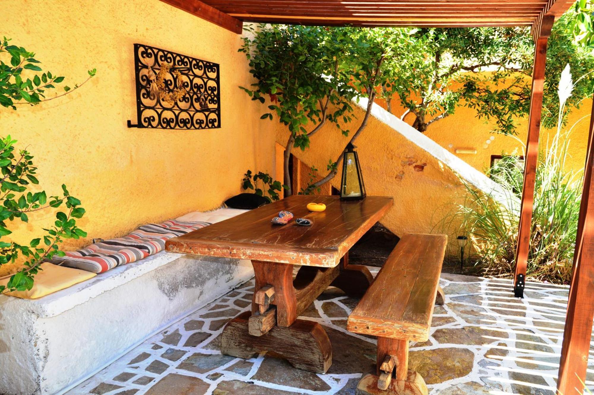 Apartments, Aegina Island Aparthotel 3*