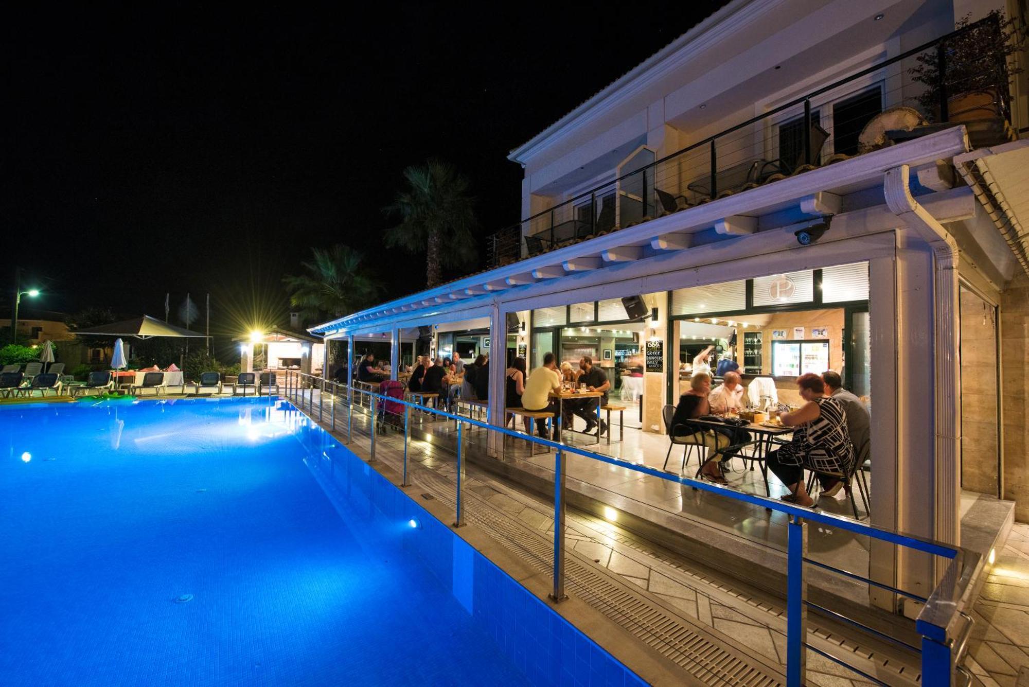 Plaza Hotel 3*