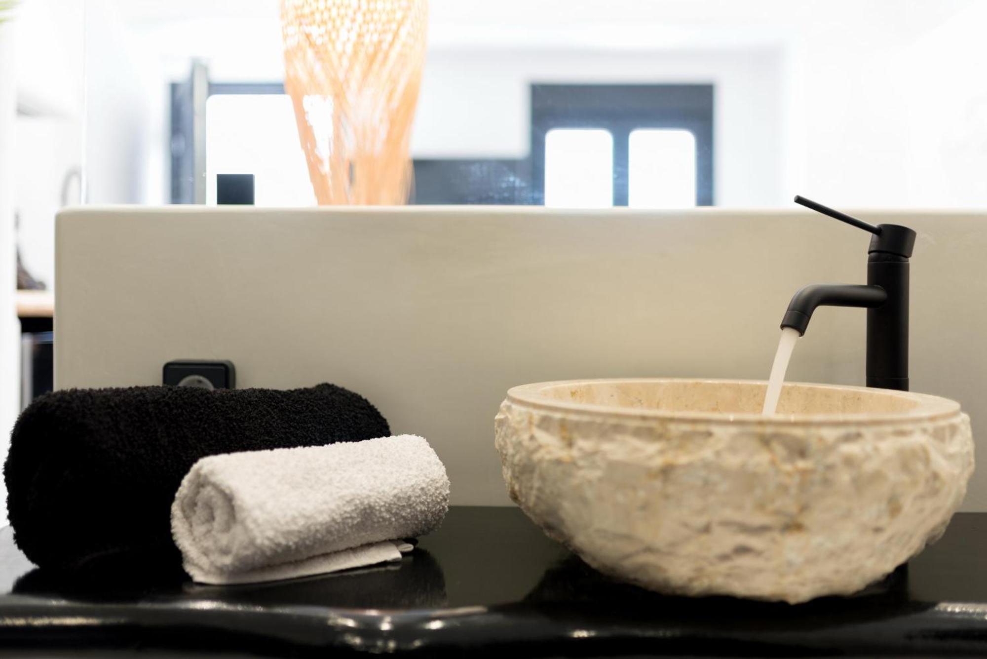 Portara Seaside Luxury 3*