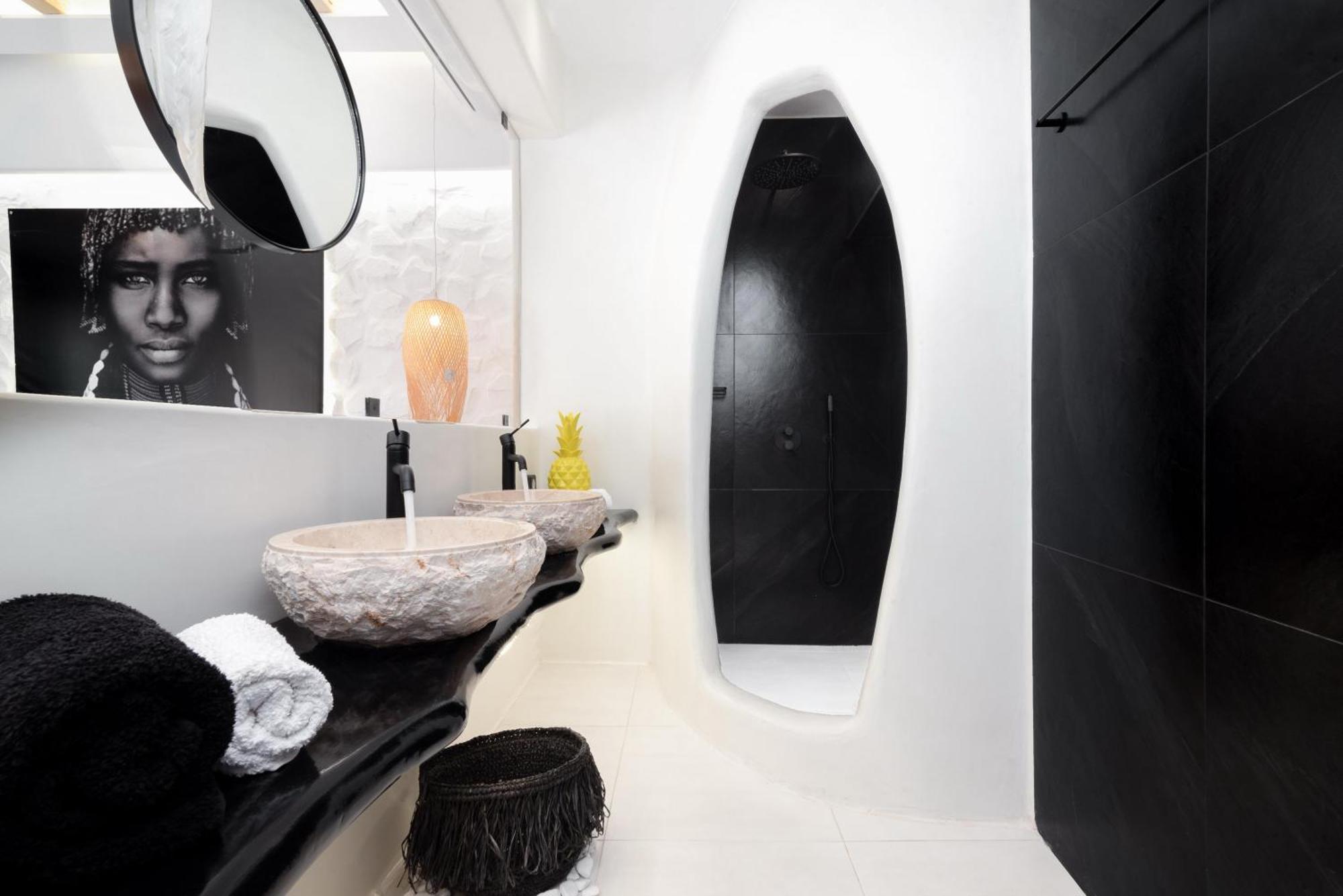 Portara Seaside Luxury 3* Naxos City