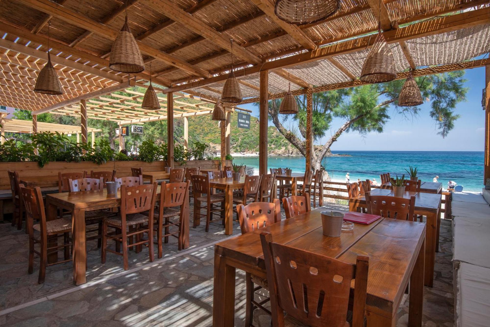 Puerto Seaside Akhladheri