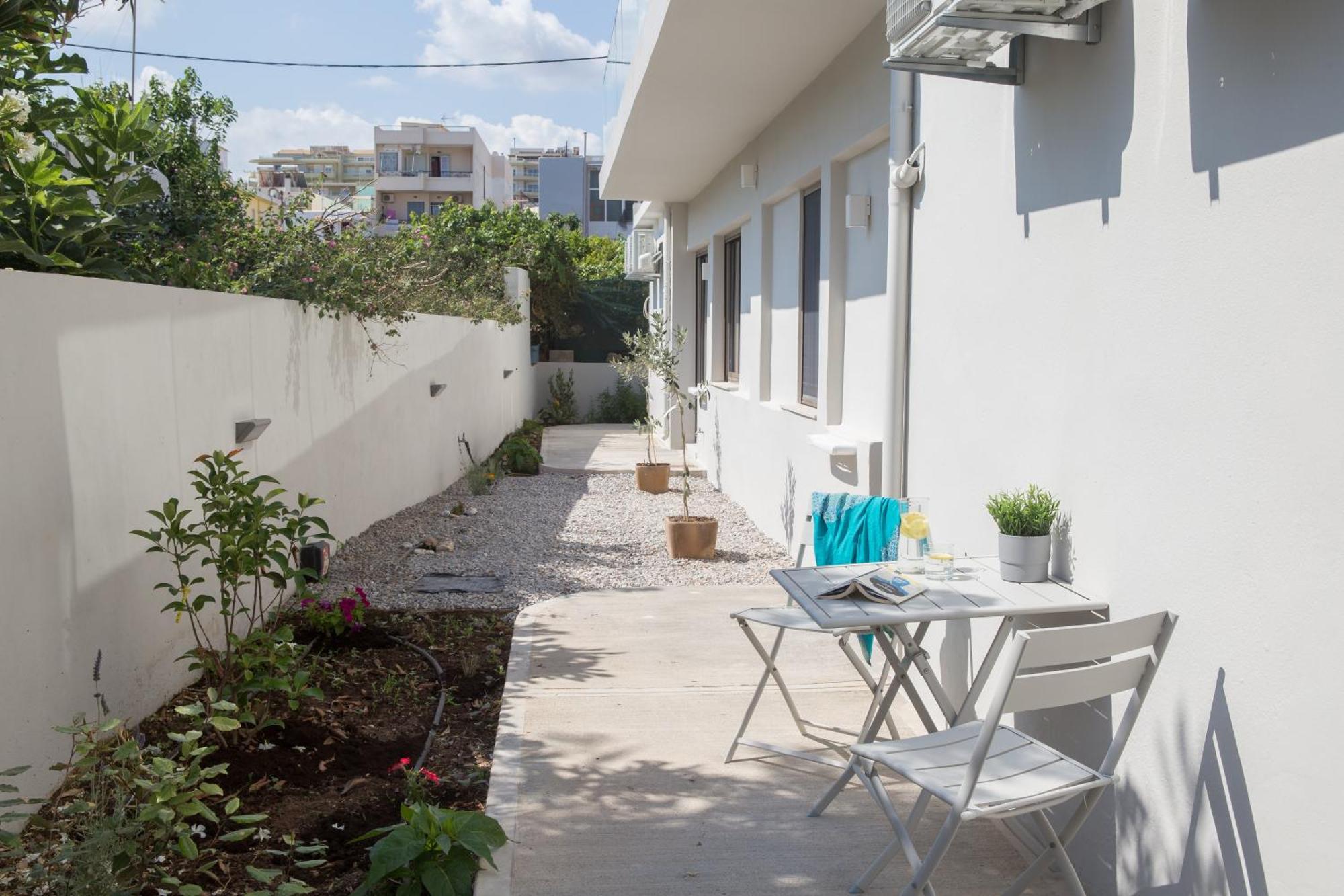 Calmare Hotel Rethymno (Crete)