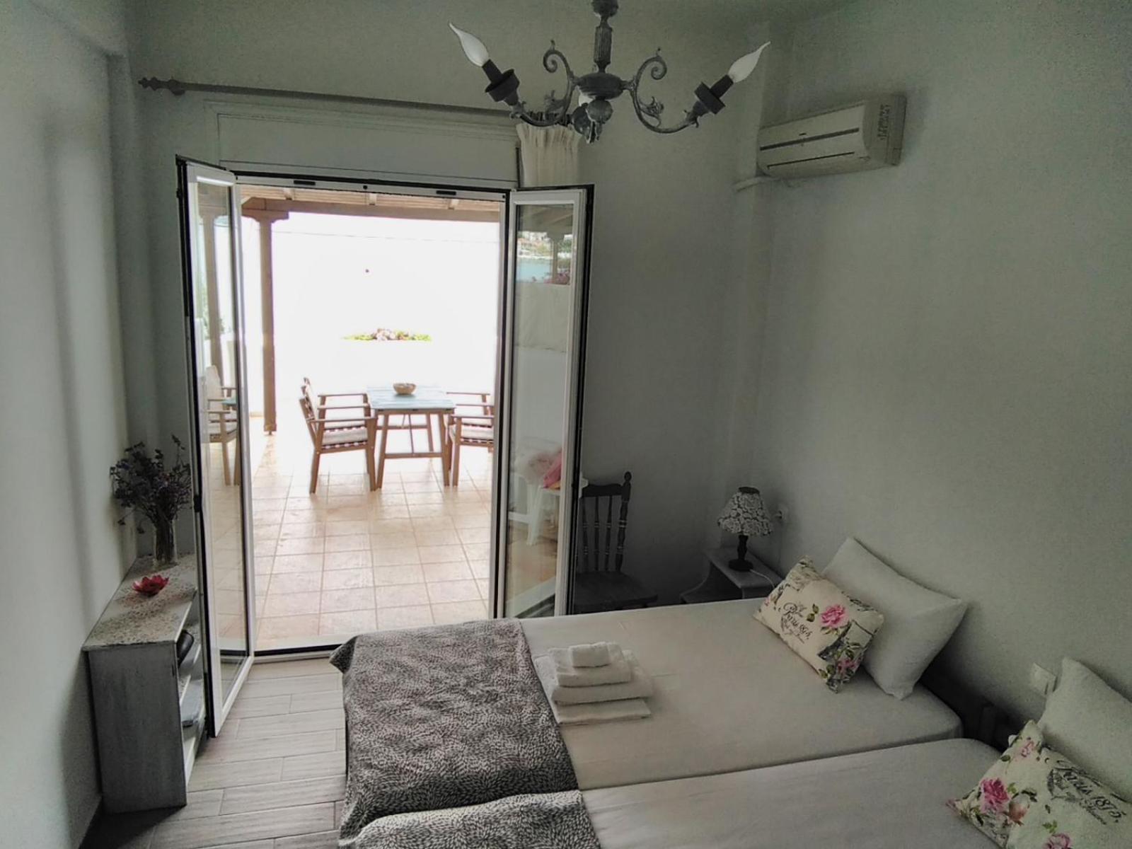 Country house Meli-ios *