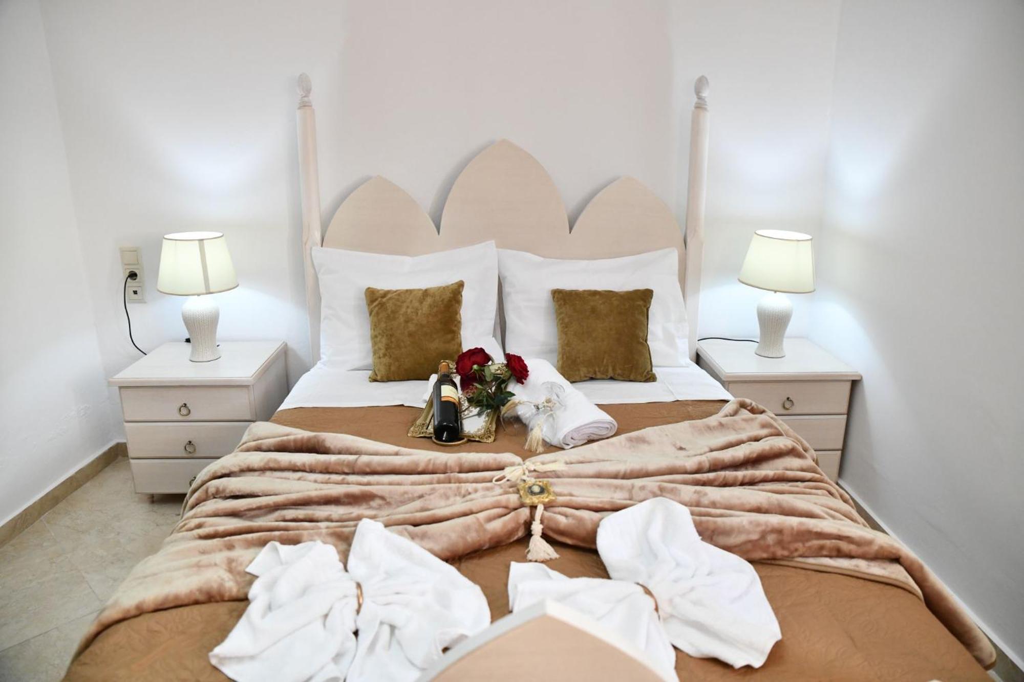 Kleopatra Deluxe With Jacuzzi Apartment