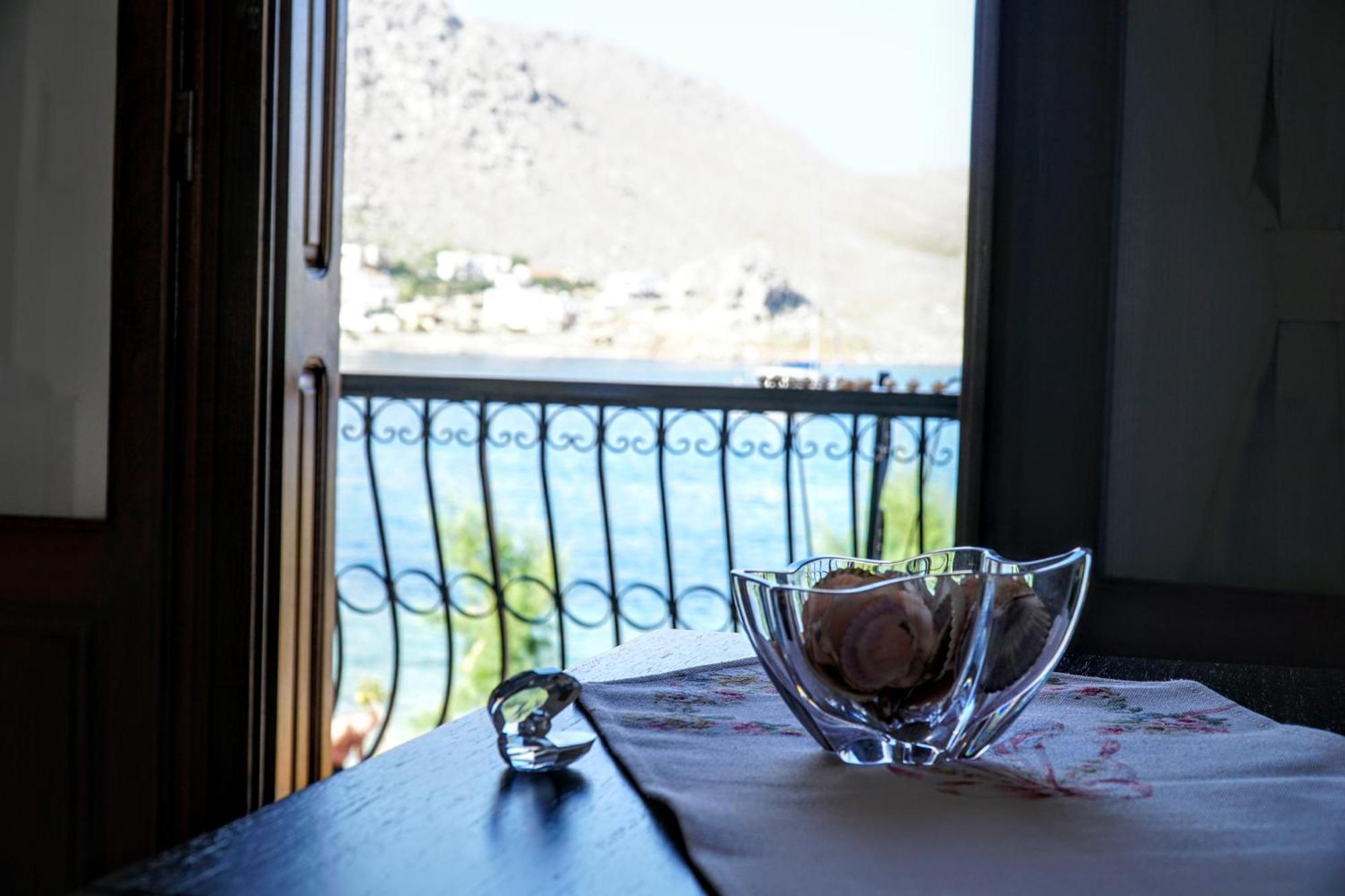 Korali Symi