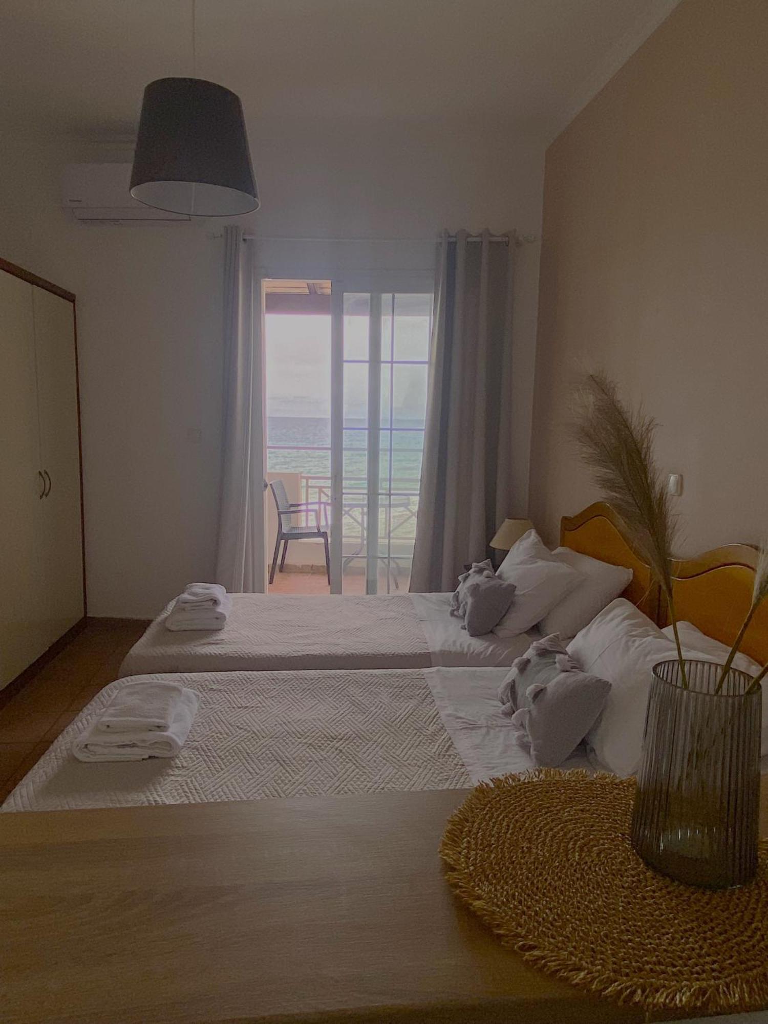 Aparthotel Nereides *