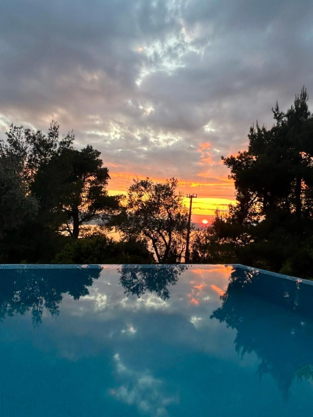 Allure Luxury 3&4 Serenity Retreat Villa Moni Evaggelistrias
