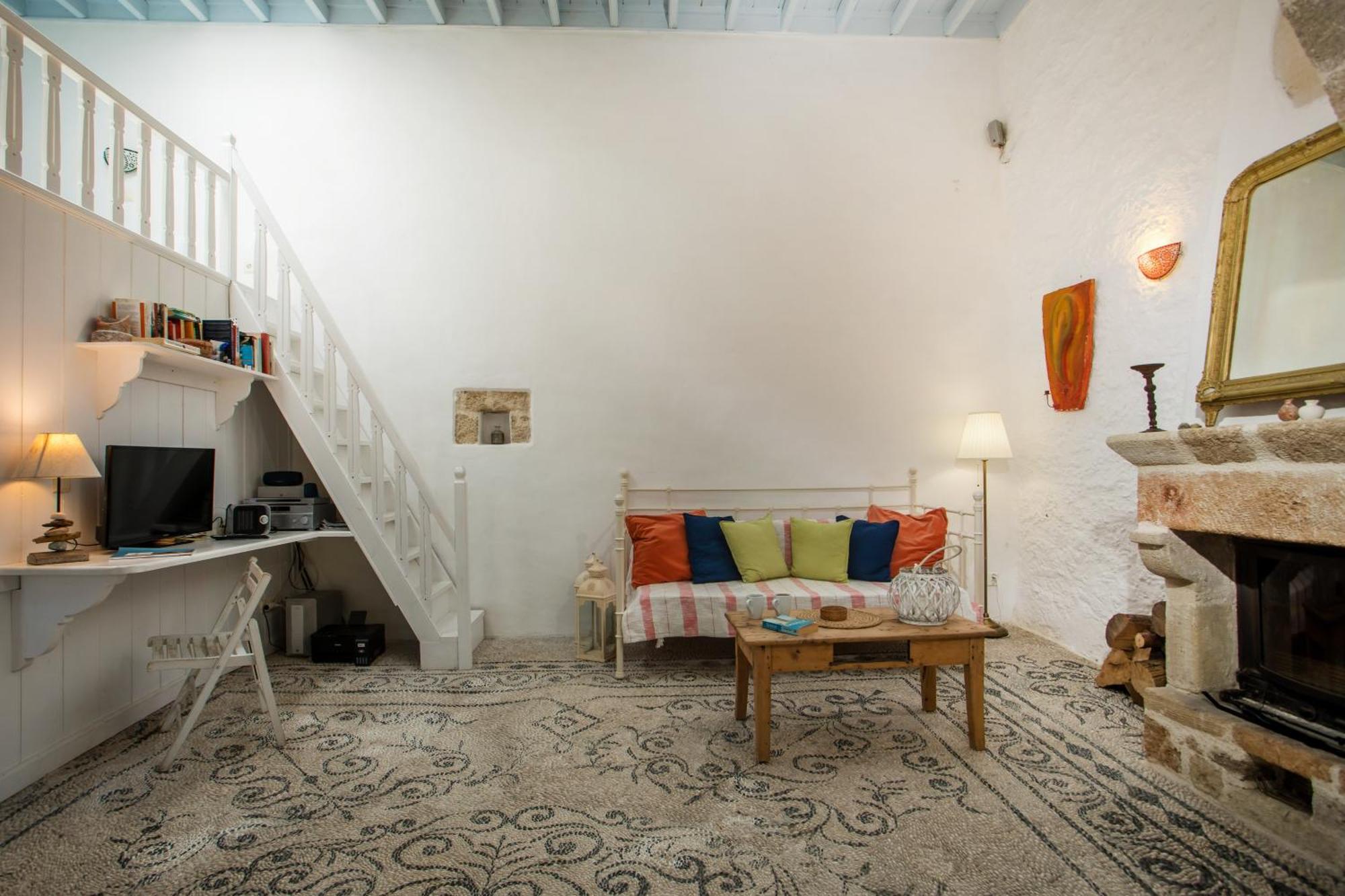 Mandarin Traditional House With Outdoor Jacuzzi Holiday home Koskinou (Rhodes)