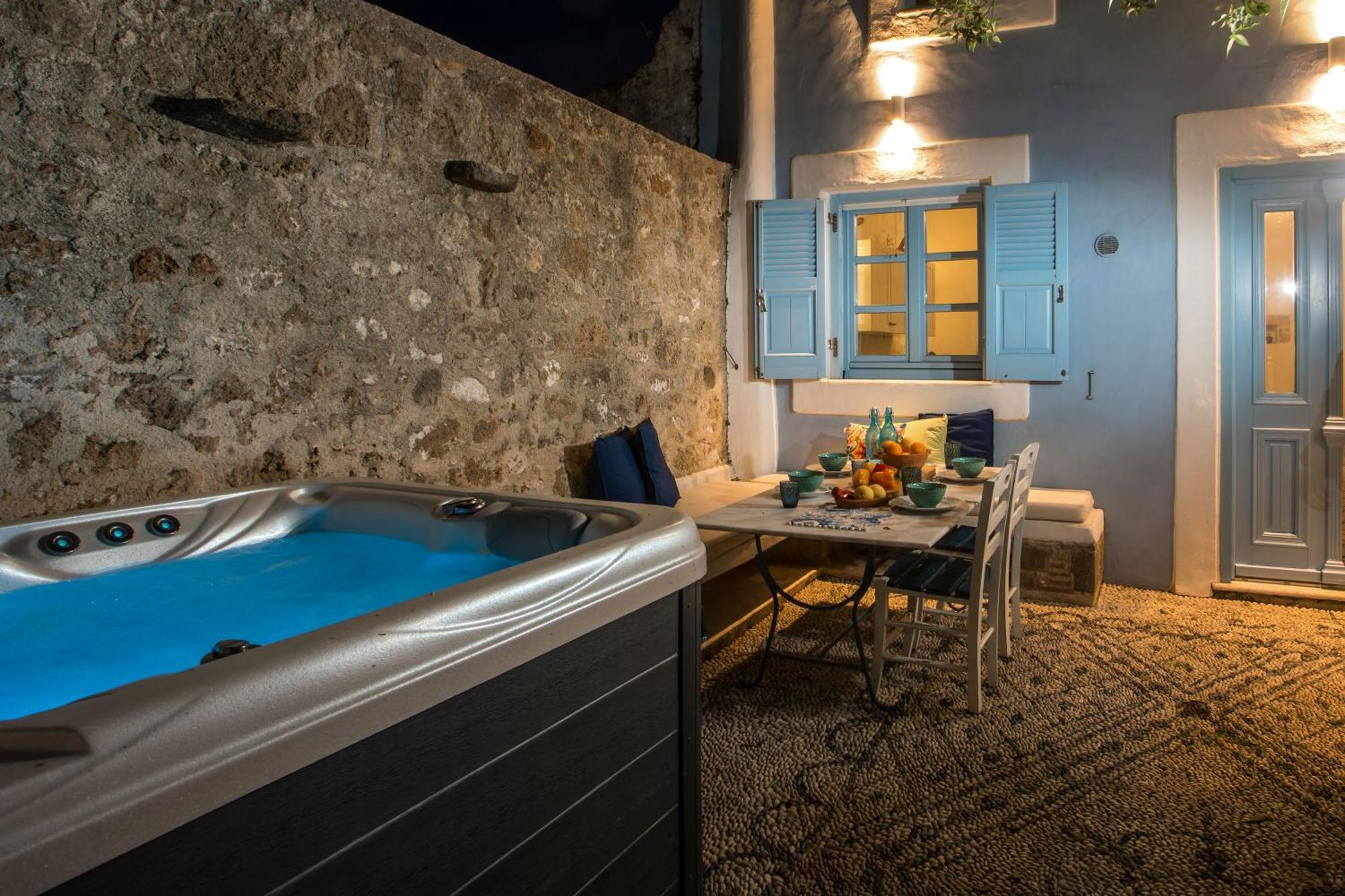Mandarin Traditional House With Outdoor Jacuzzi Holiday home Koskinou (Rhodes)