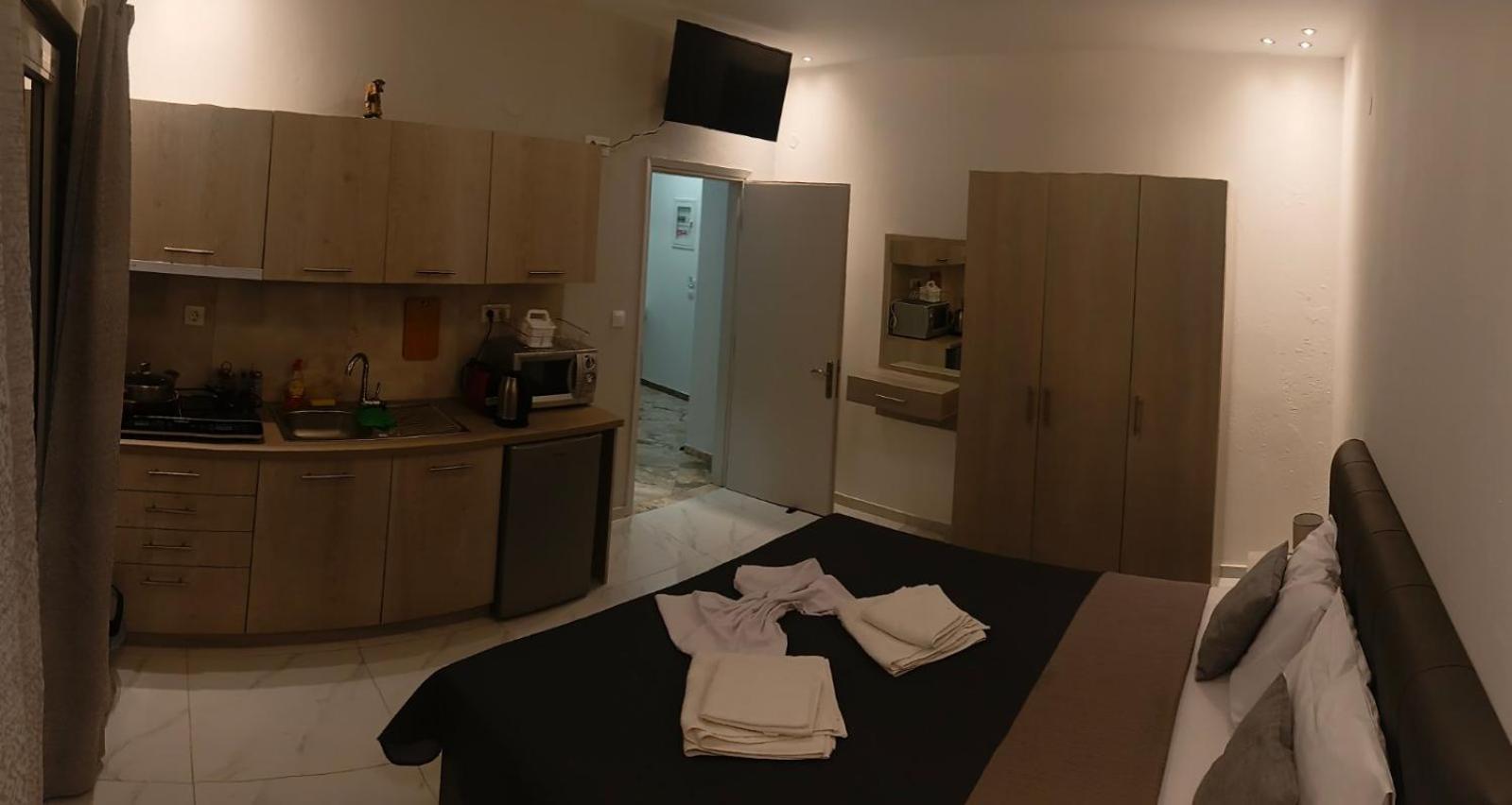 Gold Apartment