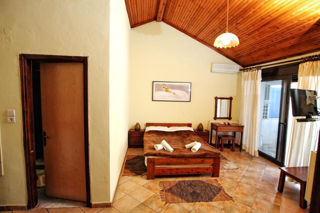 Mira Mare Hotel Nea Peramos (Macedonia)