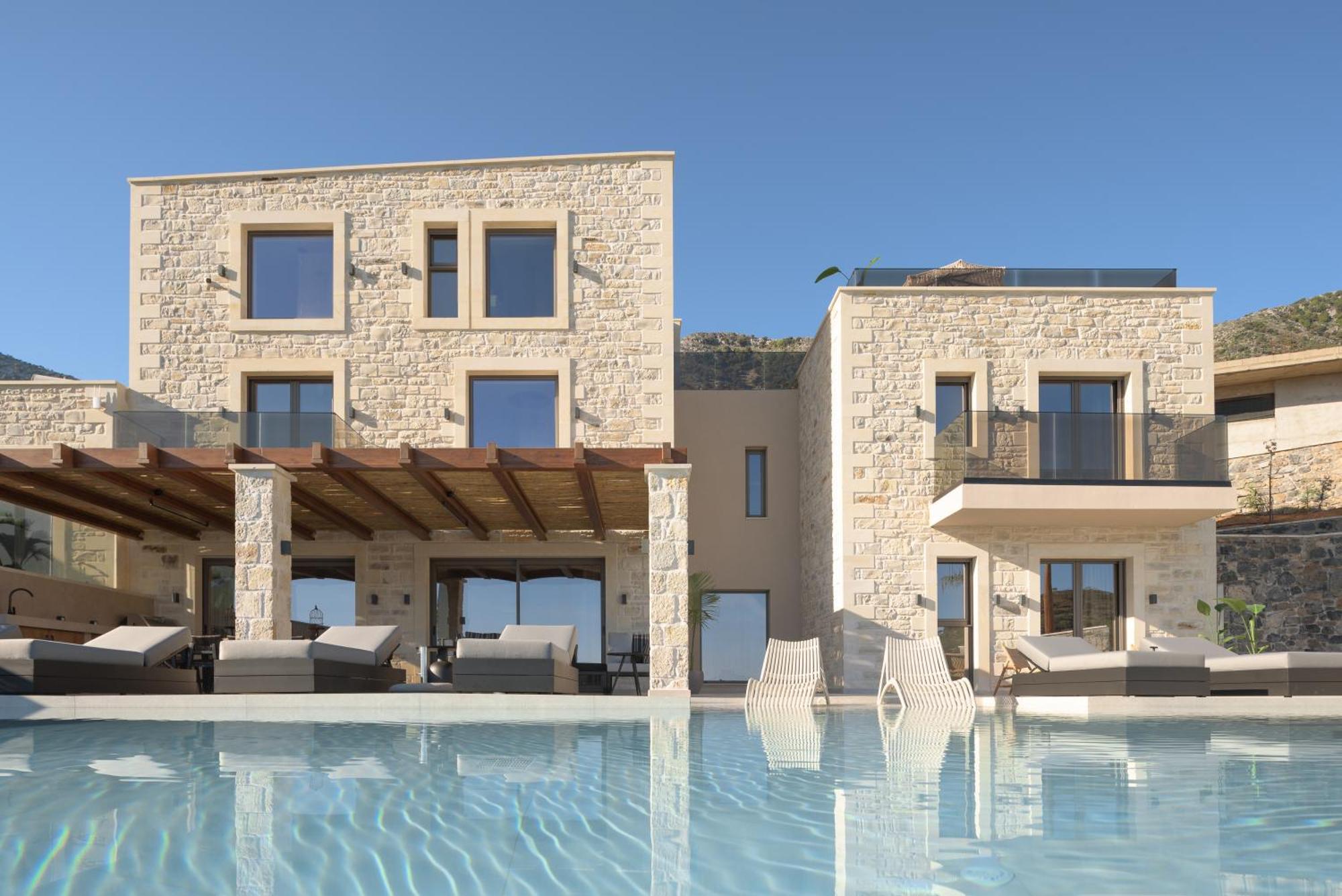 Elouera Villas, With Pool, Hydromassage, Seaview, By Thinkvilla Bali (Crete)