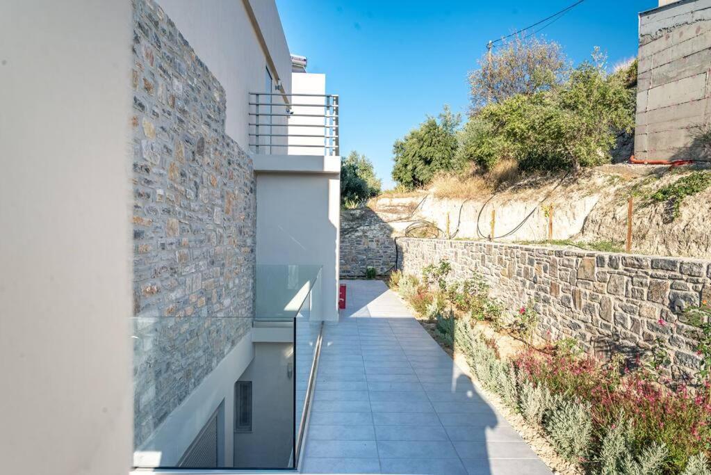 Villa Modern Private With Infinity Pool *