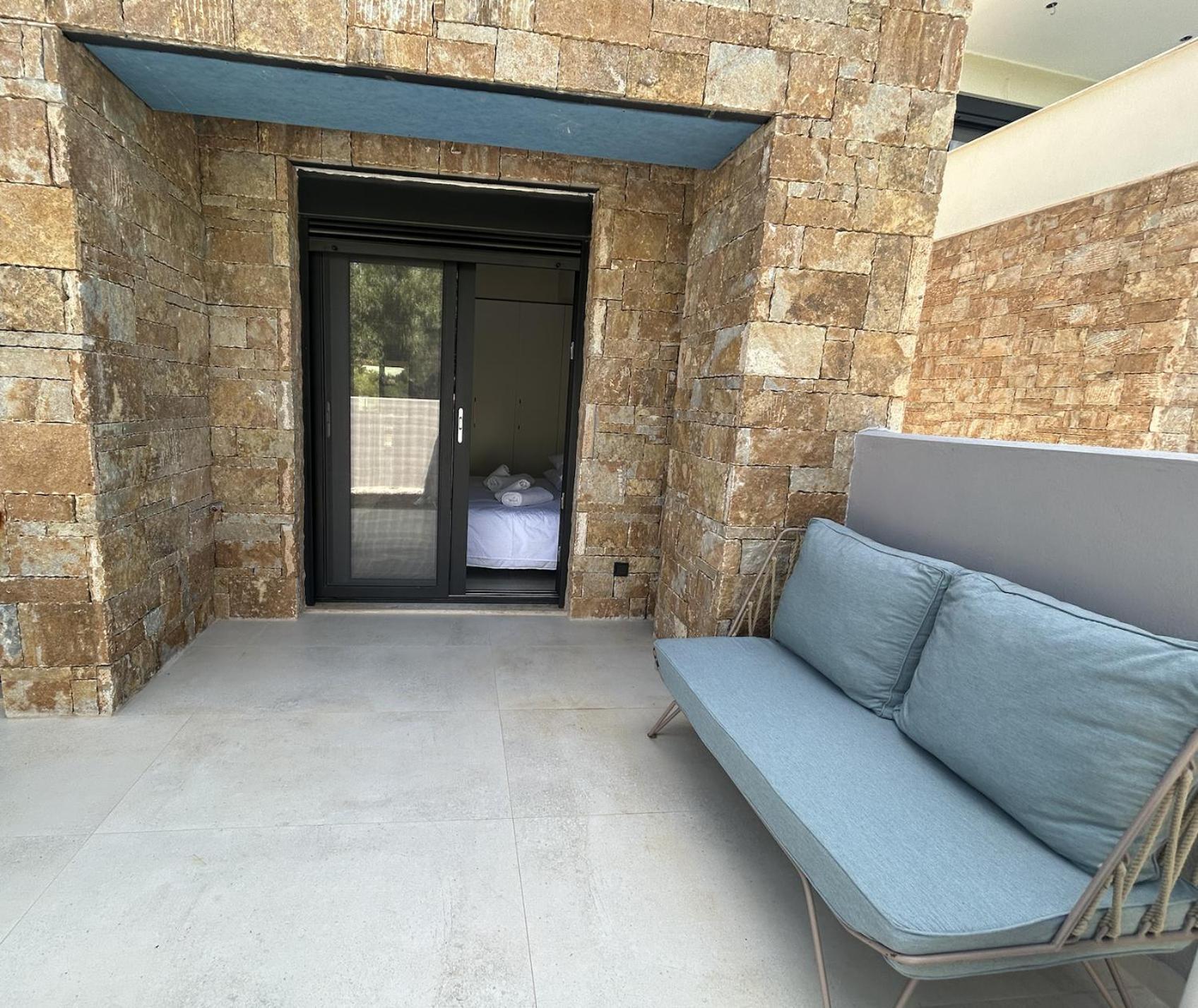 Homes 100m From