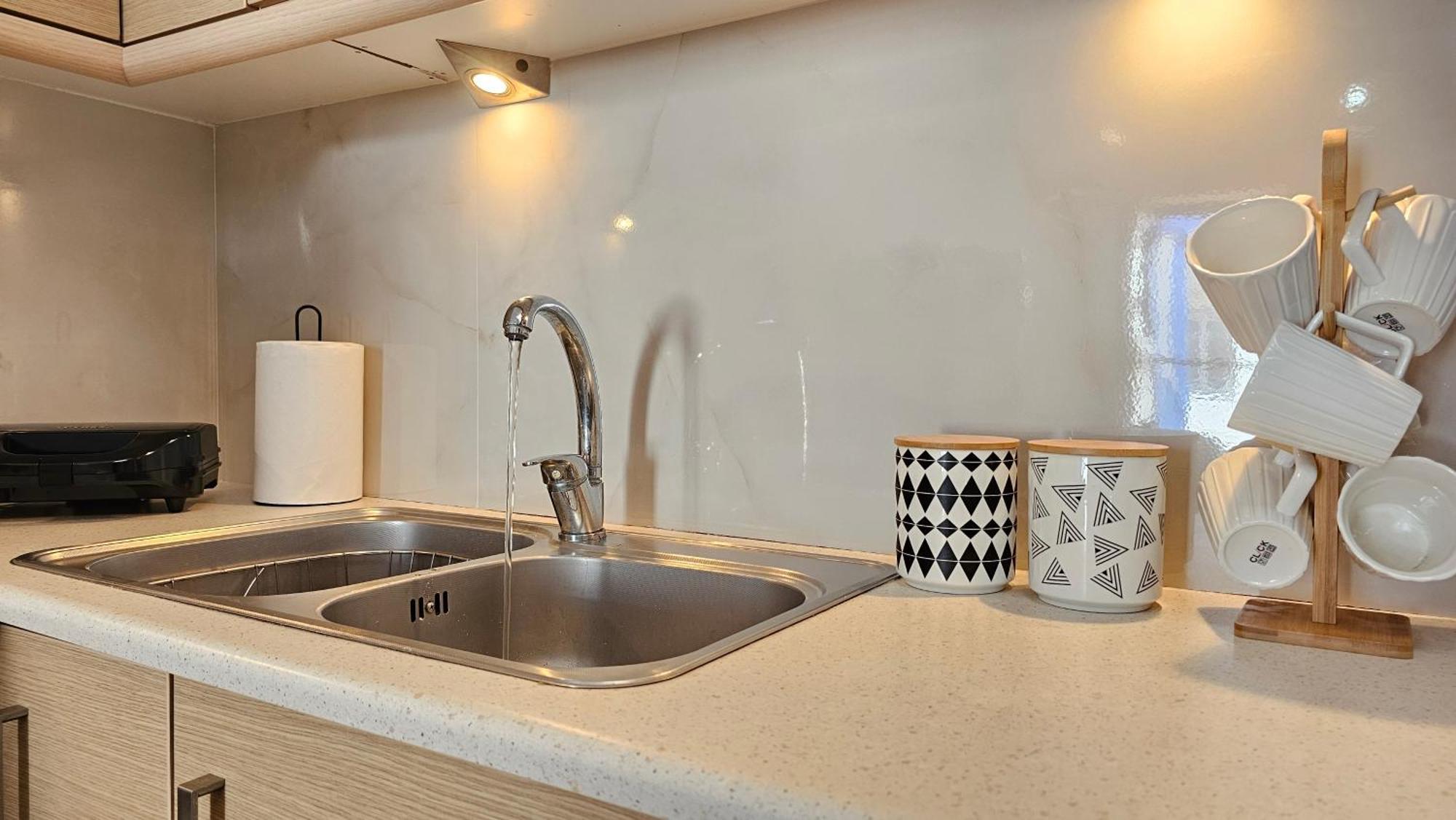 La Casa De Plaka Apartment