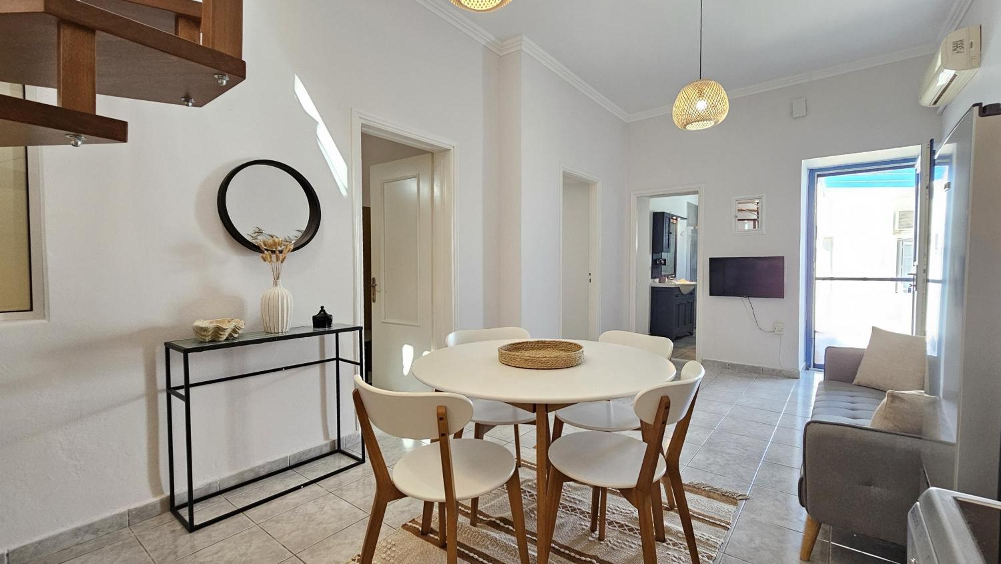 La Casa De Plaka Apartment