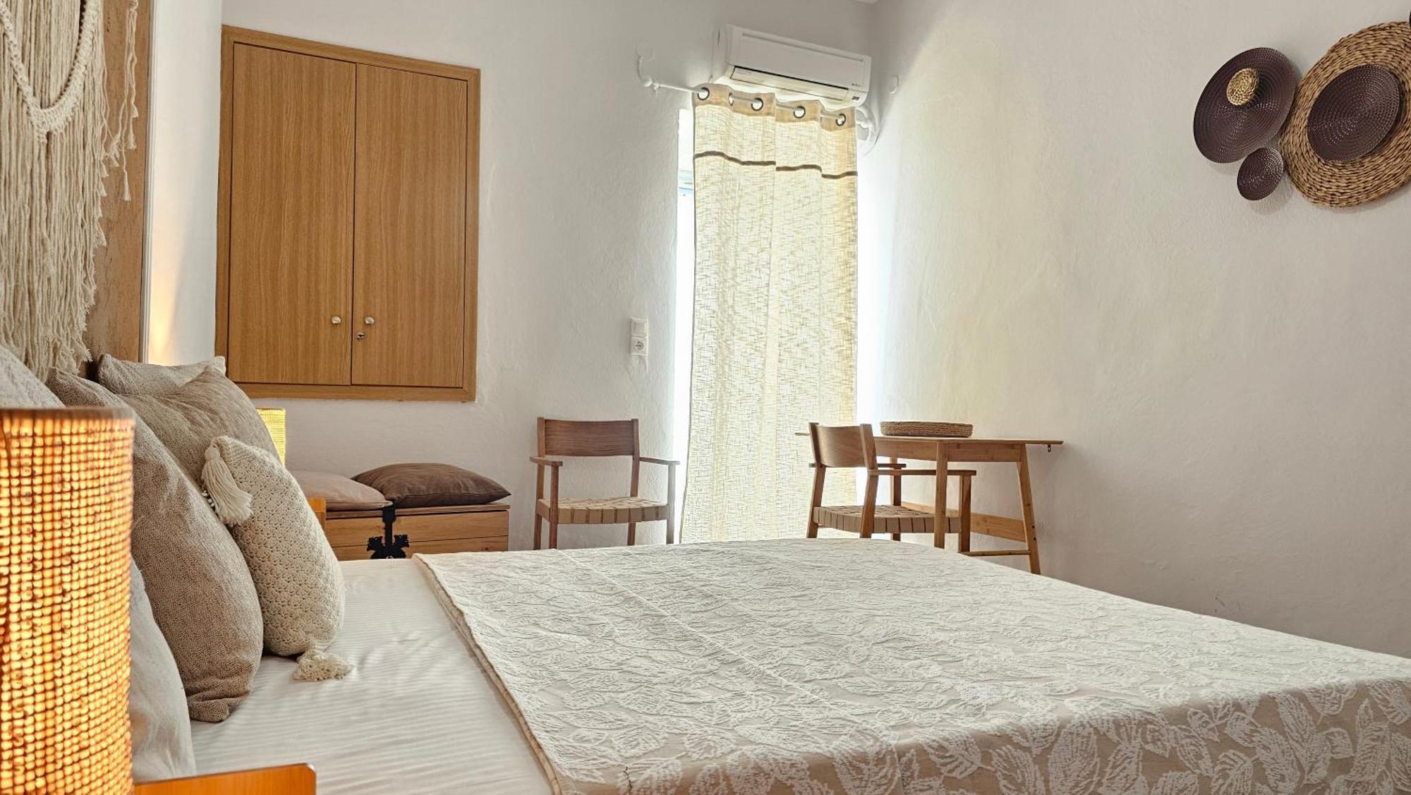 La Casa De Plaka Apartment