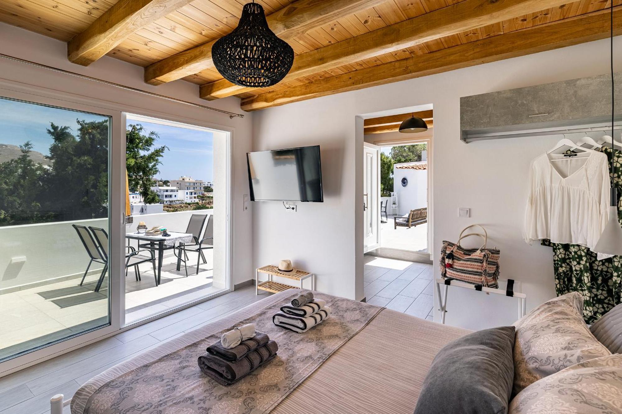 Restia Seaside Ii, 50m From Megas Gialos Apartment