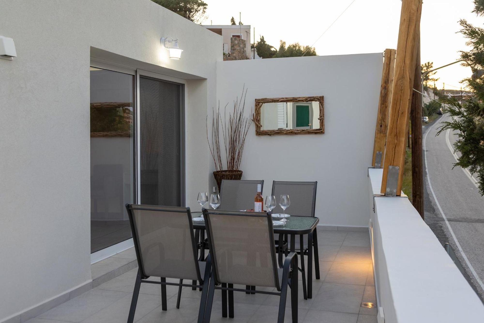Apartment Restia Seaside Ii, 50m From Megas Gialos *