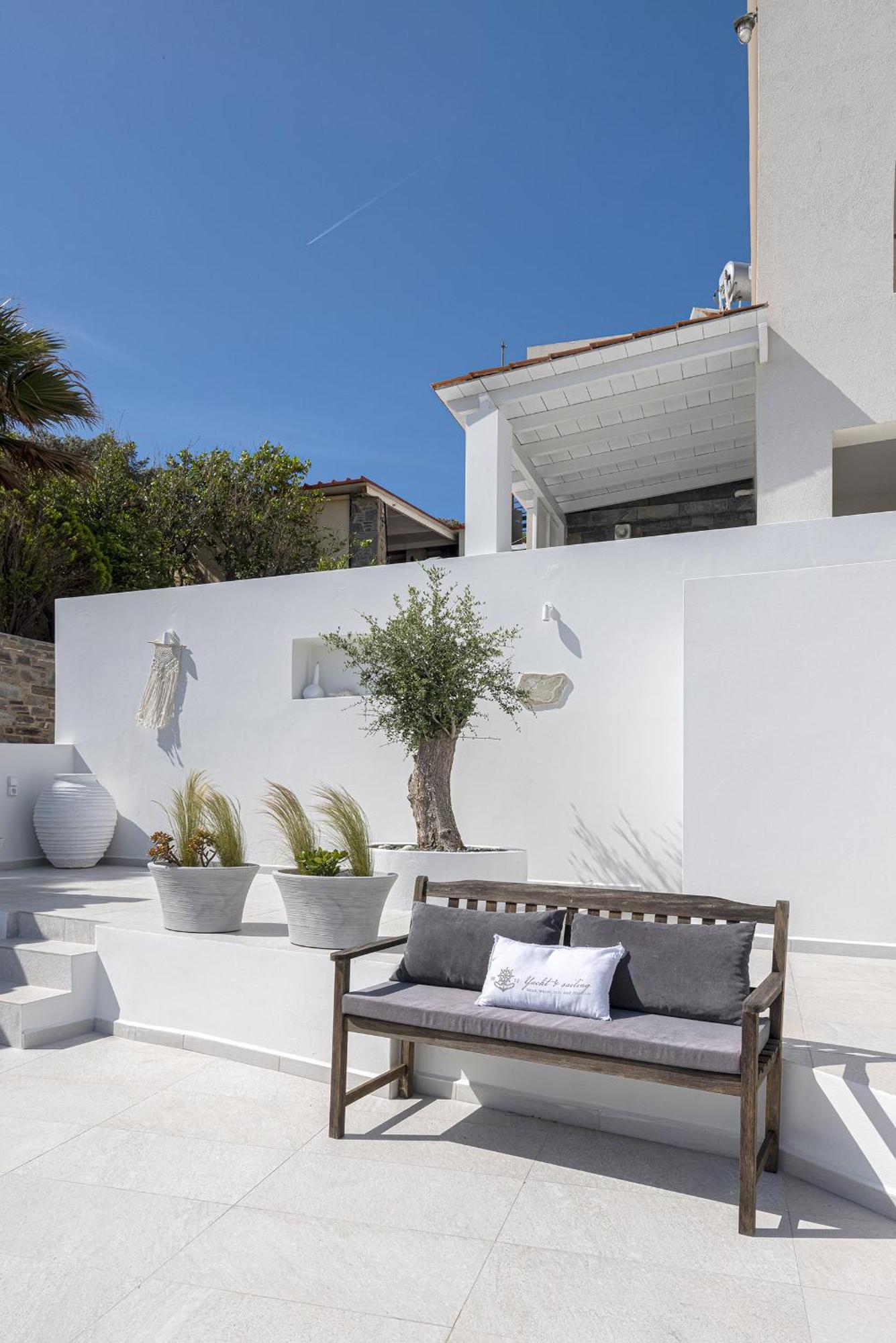 Apartment Restia Seaside Ii, 50m From Megas Gialos Megas Gialos - Nites