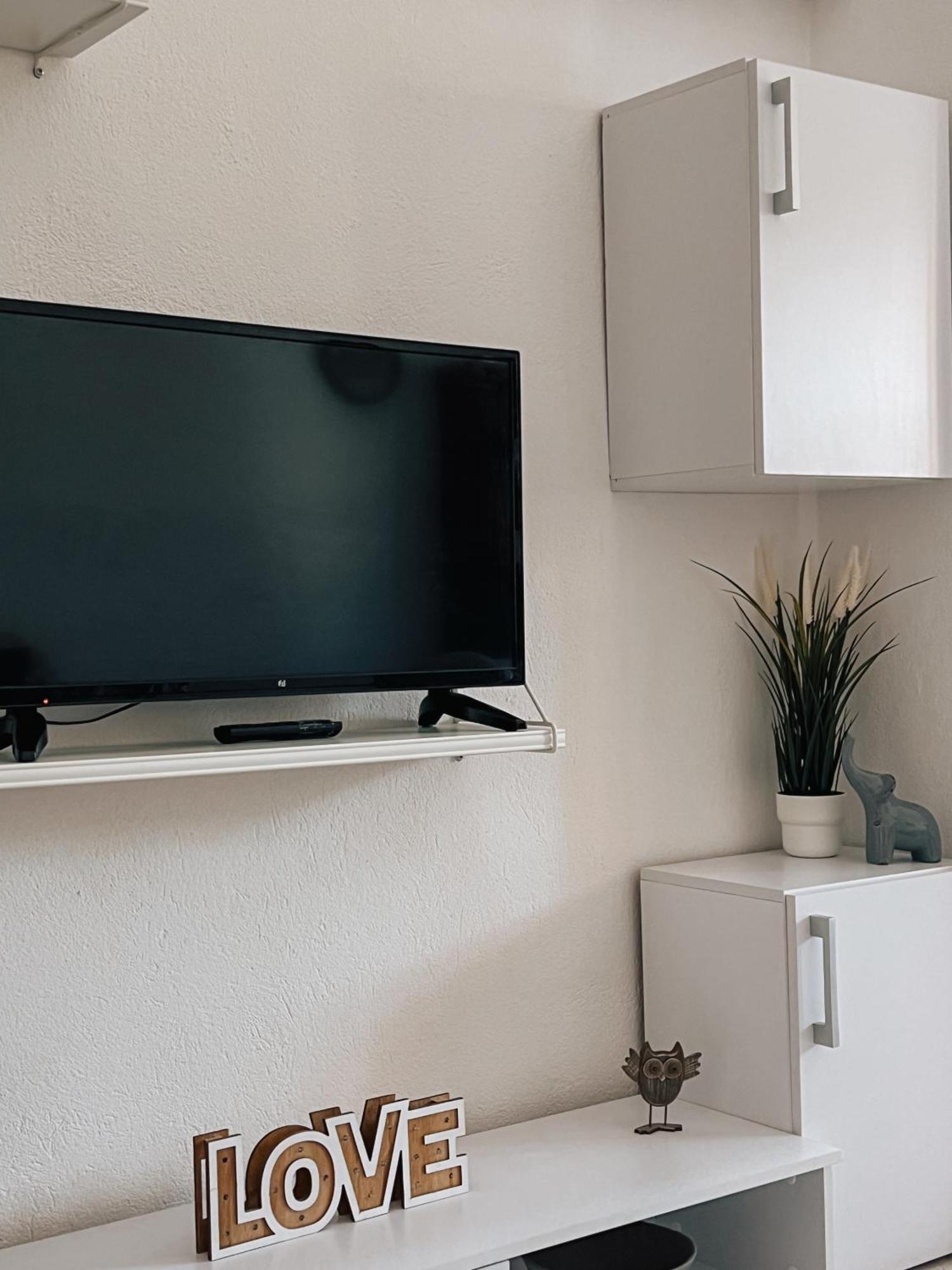 Zoe's Apartment *
