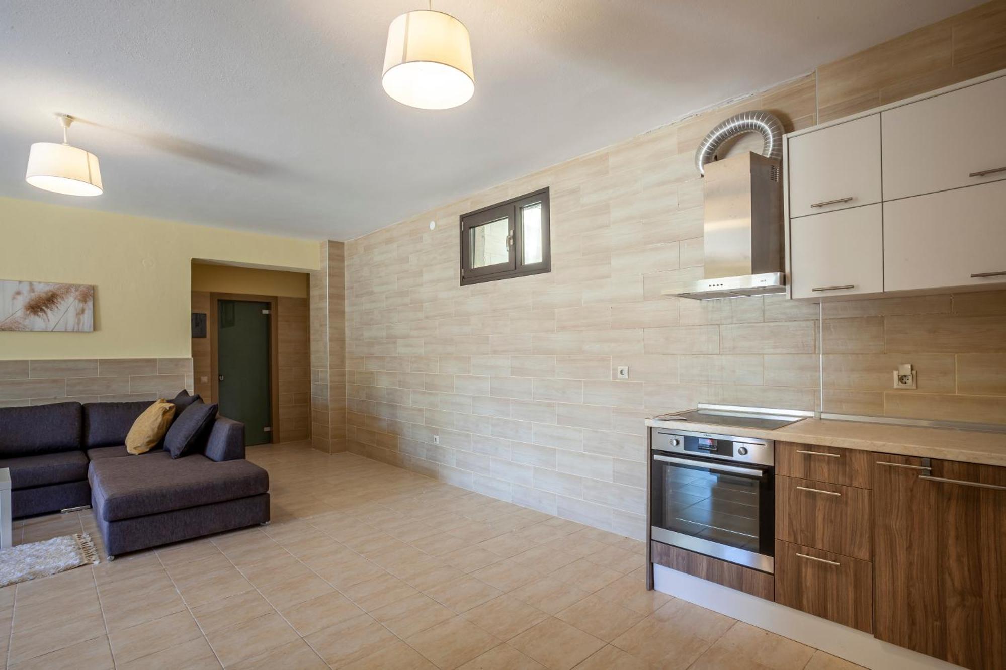 Perfect View Deny With 6 Bedrooms And Heated Pool Villa *