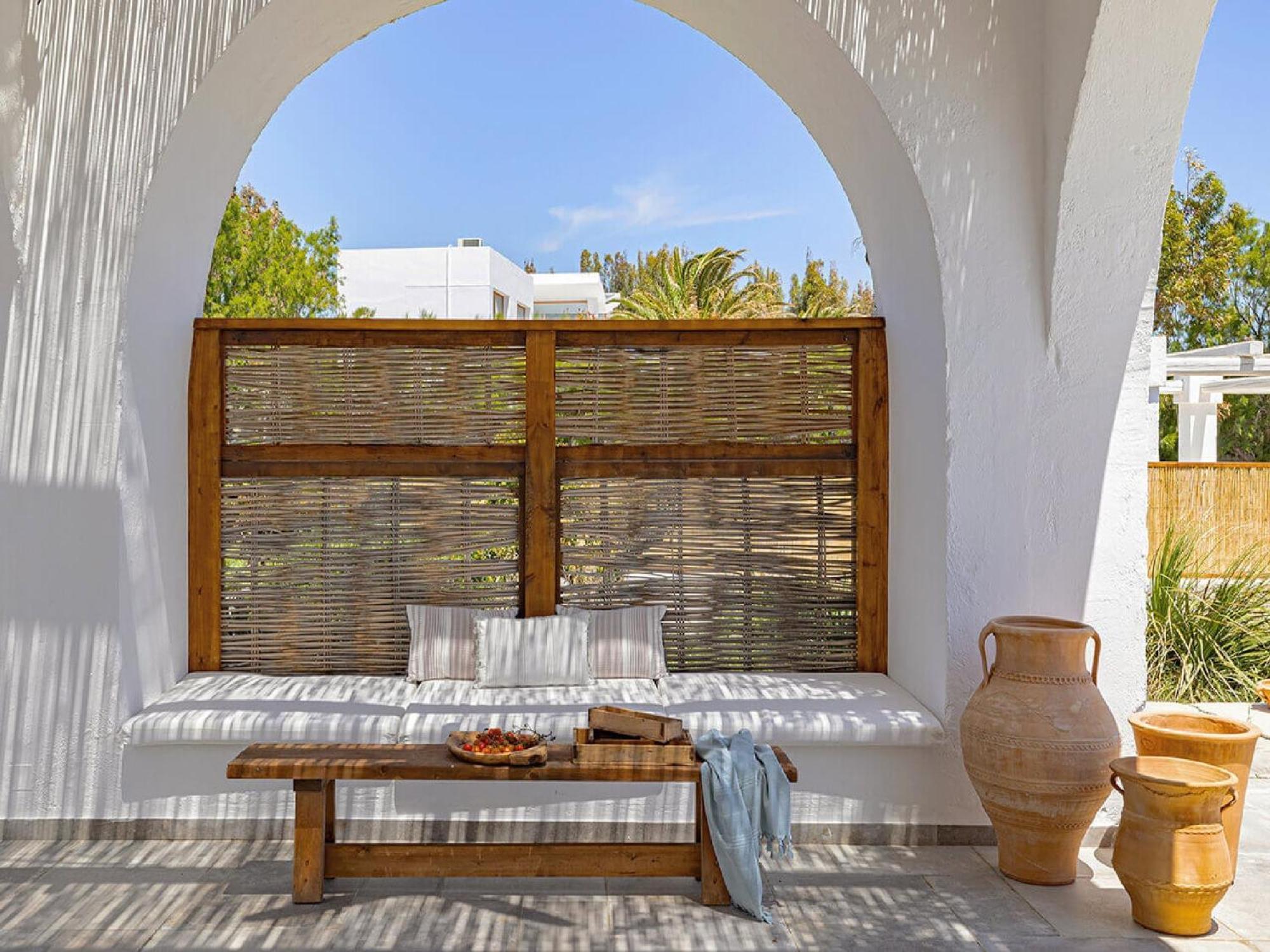 Villa Crystalia House *