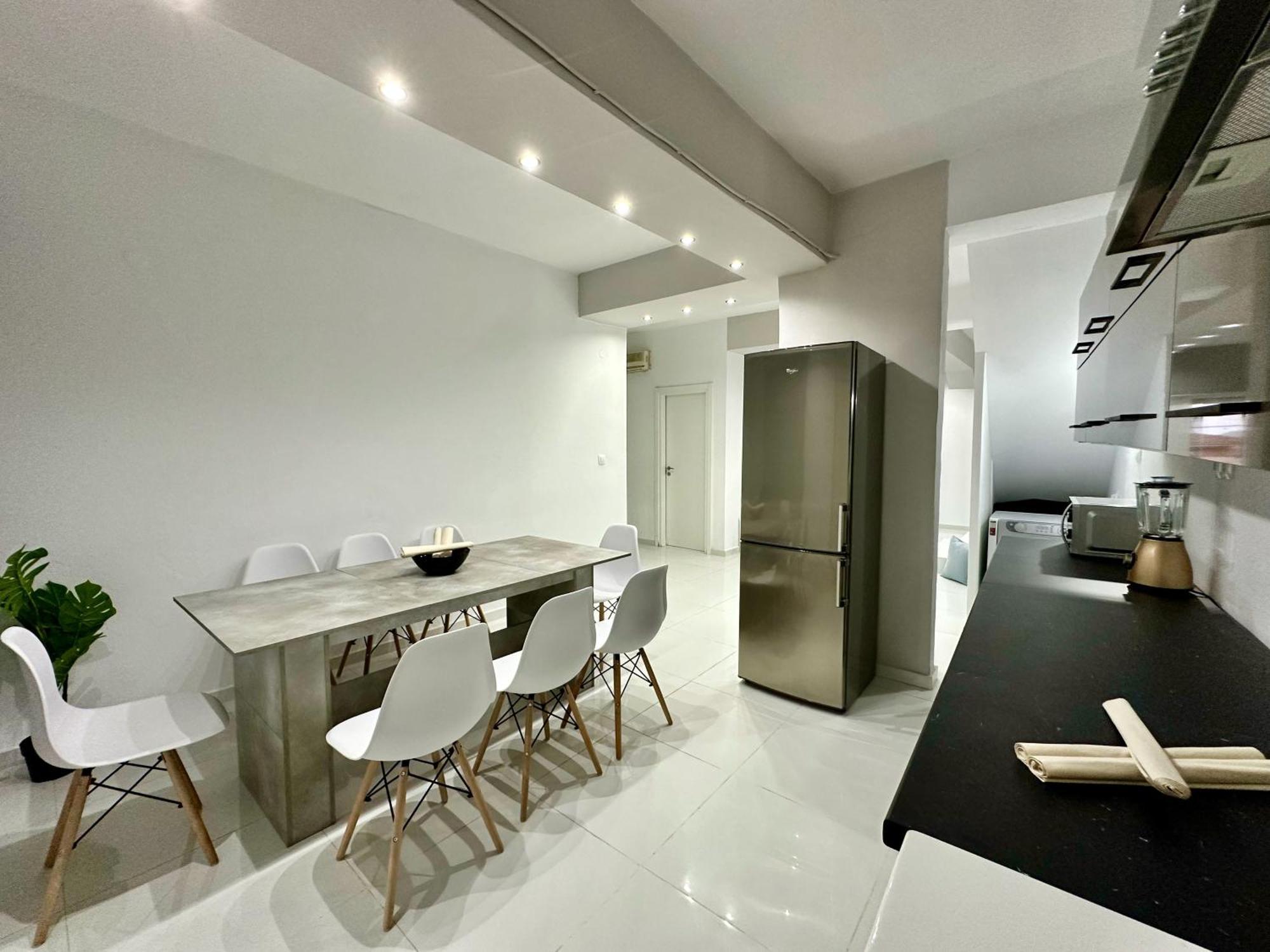 Four Seasons - The White Queen House Holiday home *