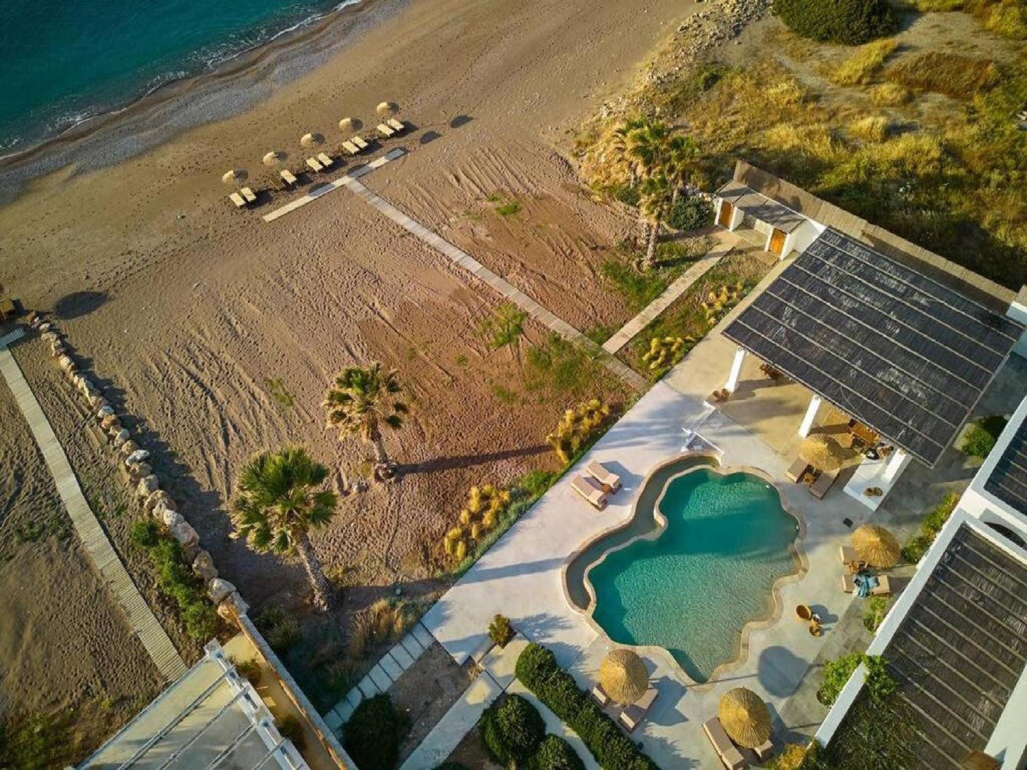 Crystalia House Villa *