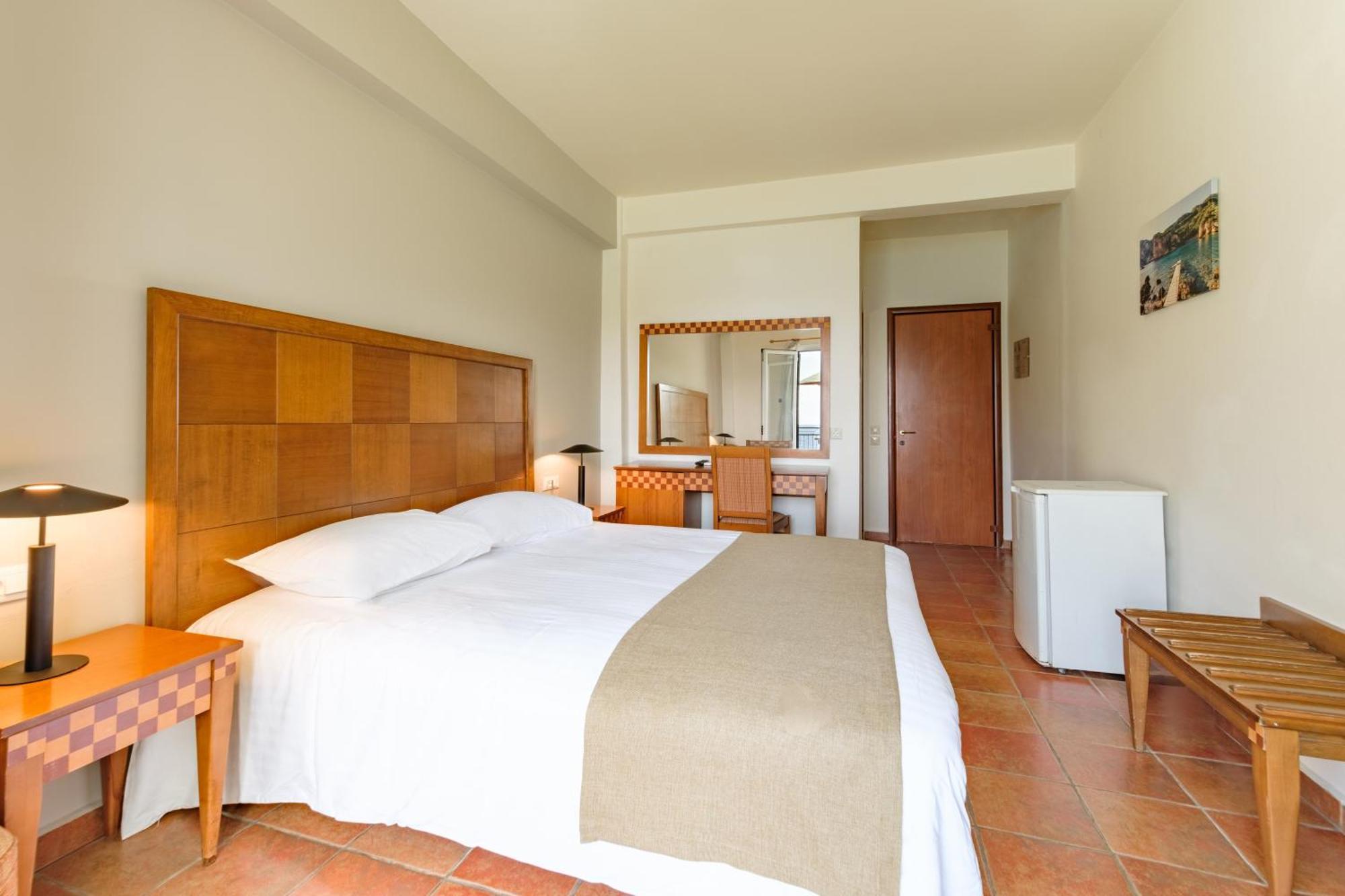 Hotel Apollon Corfu 2*