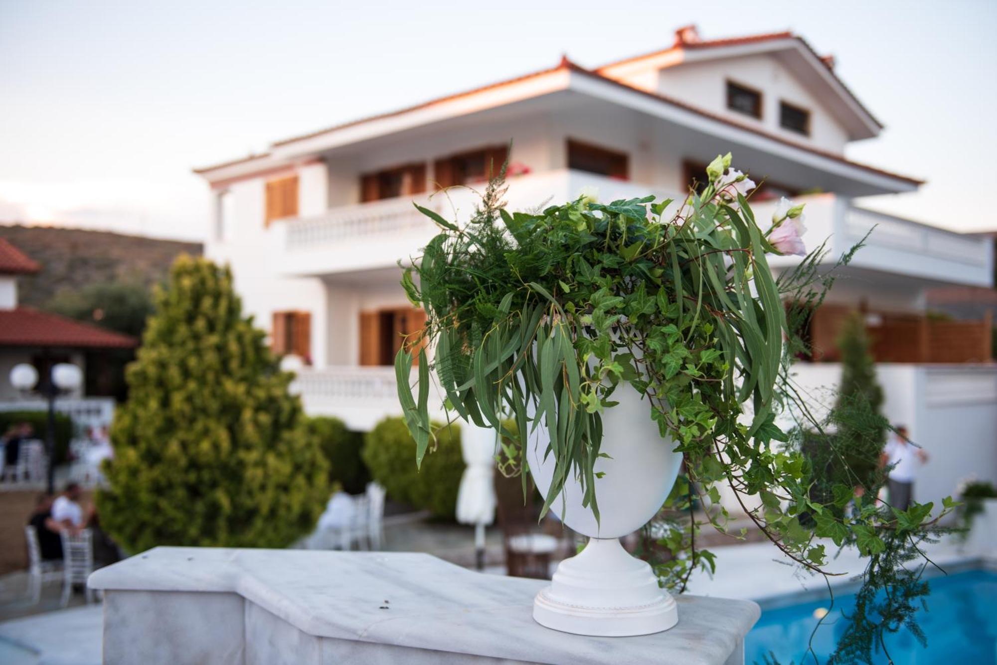 House Hotel 3*