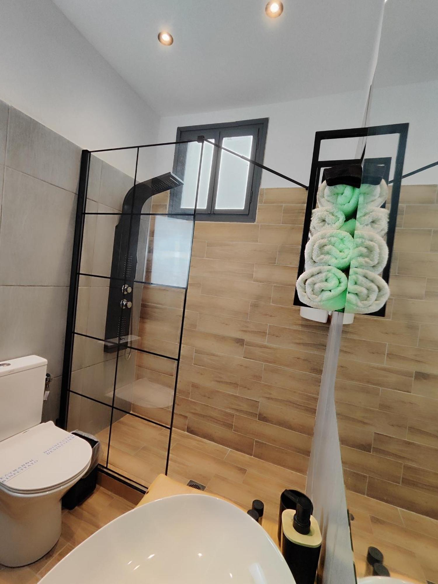Poseidon Guest house *