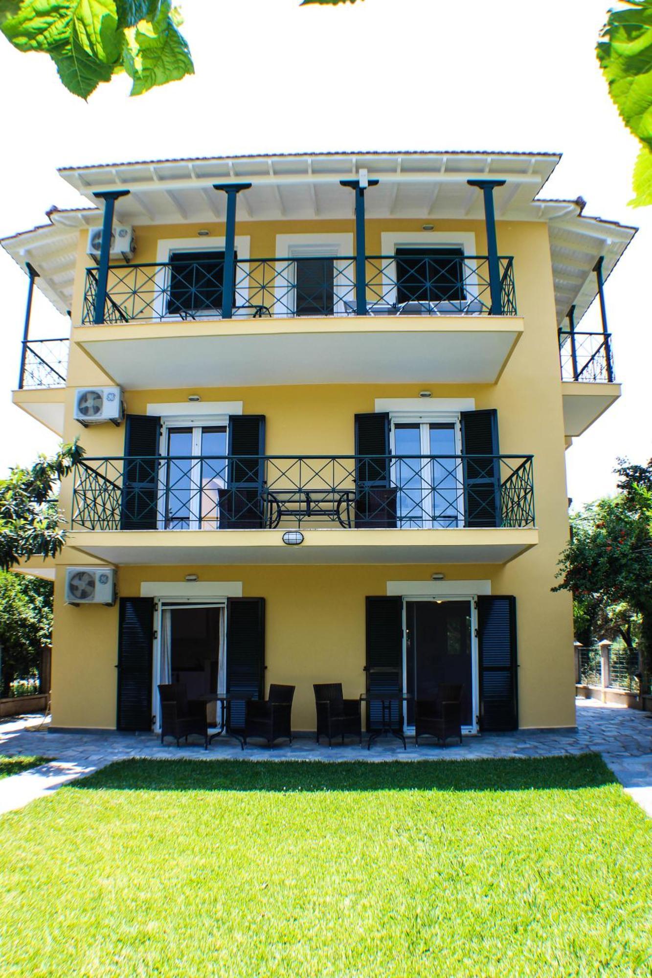 Xristina Studios * Vasiliki (Lefkada)